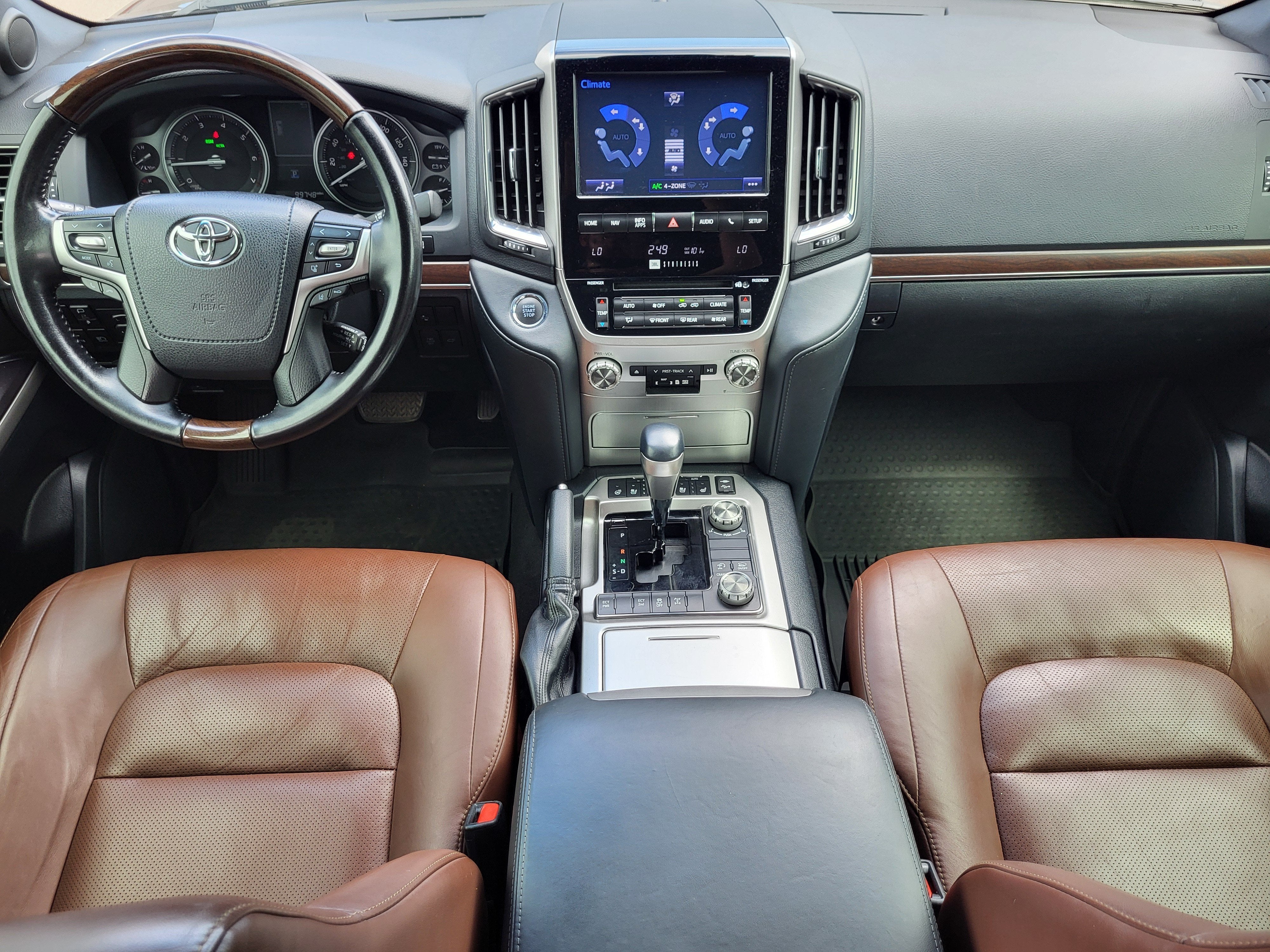 2019 Toyota Land Cruiser Base
