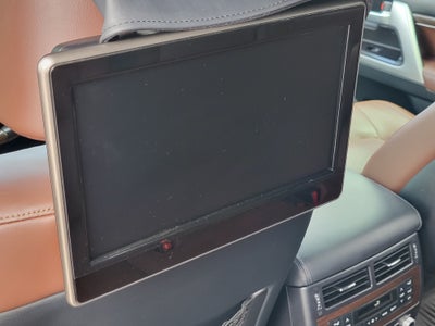 2019 Toyota Land Cruiser Base