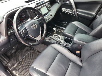 2016 Toyota RAV4 SE