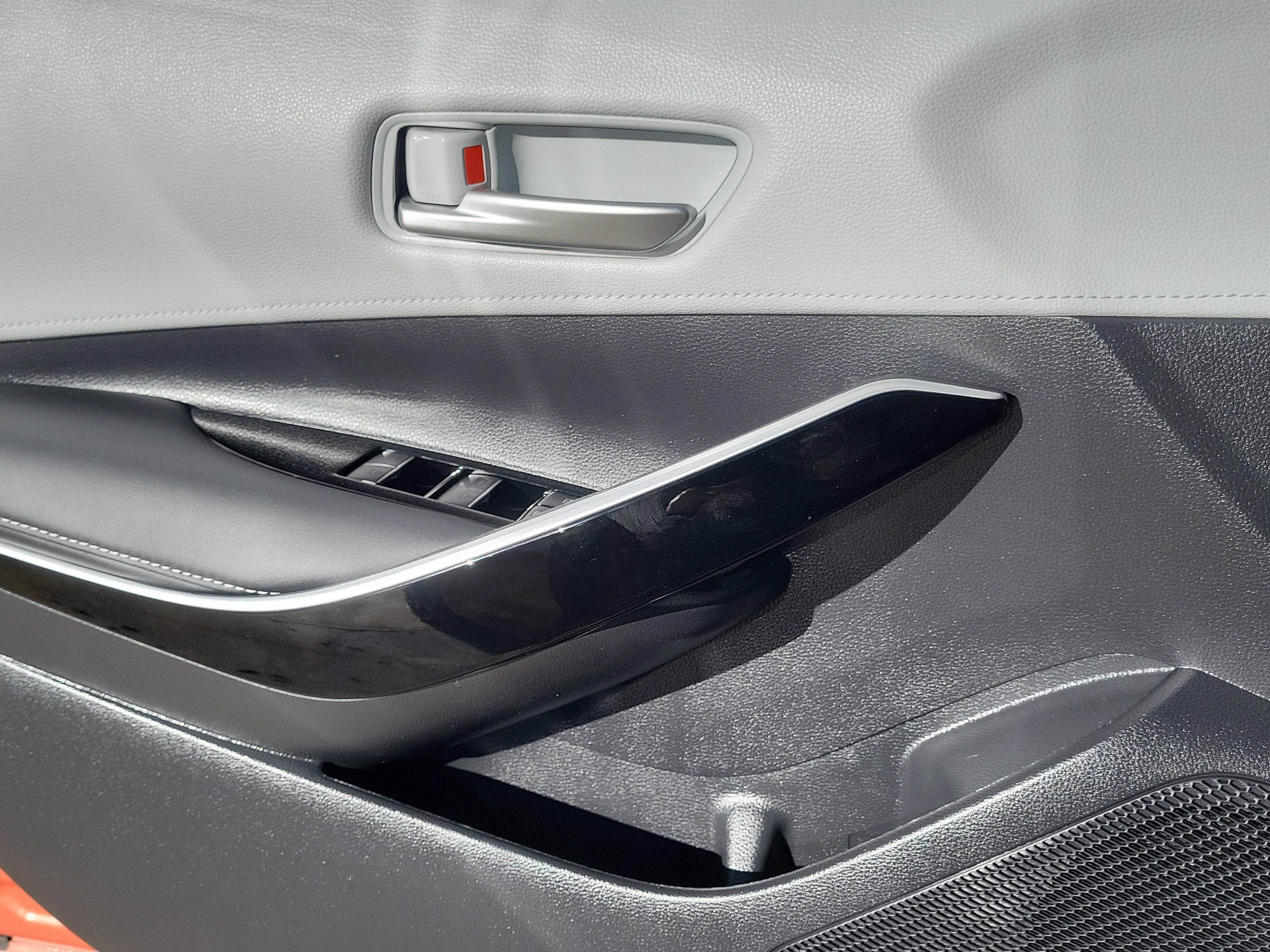 2023 Toyota Corolla Hatchback XSE