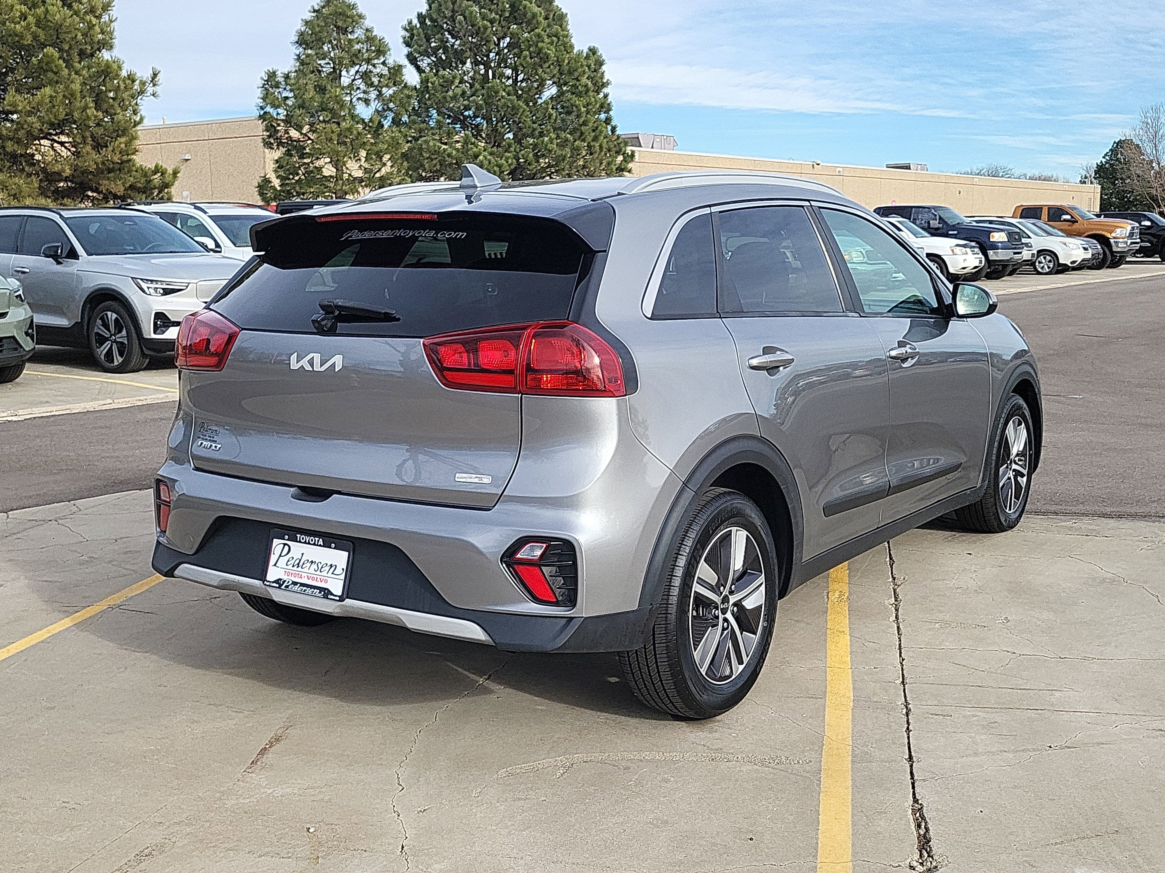 2022 Kia Niro LXS
