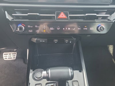 2023 Kia Niro EX Touring