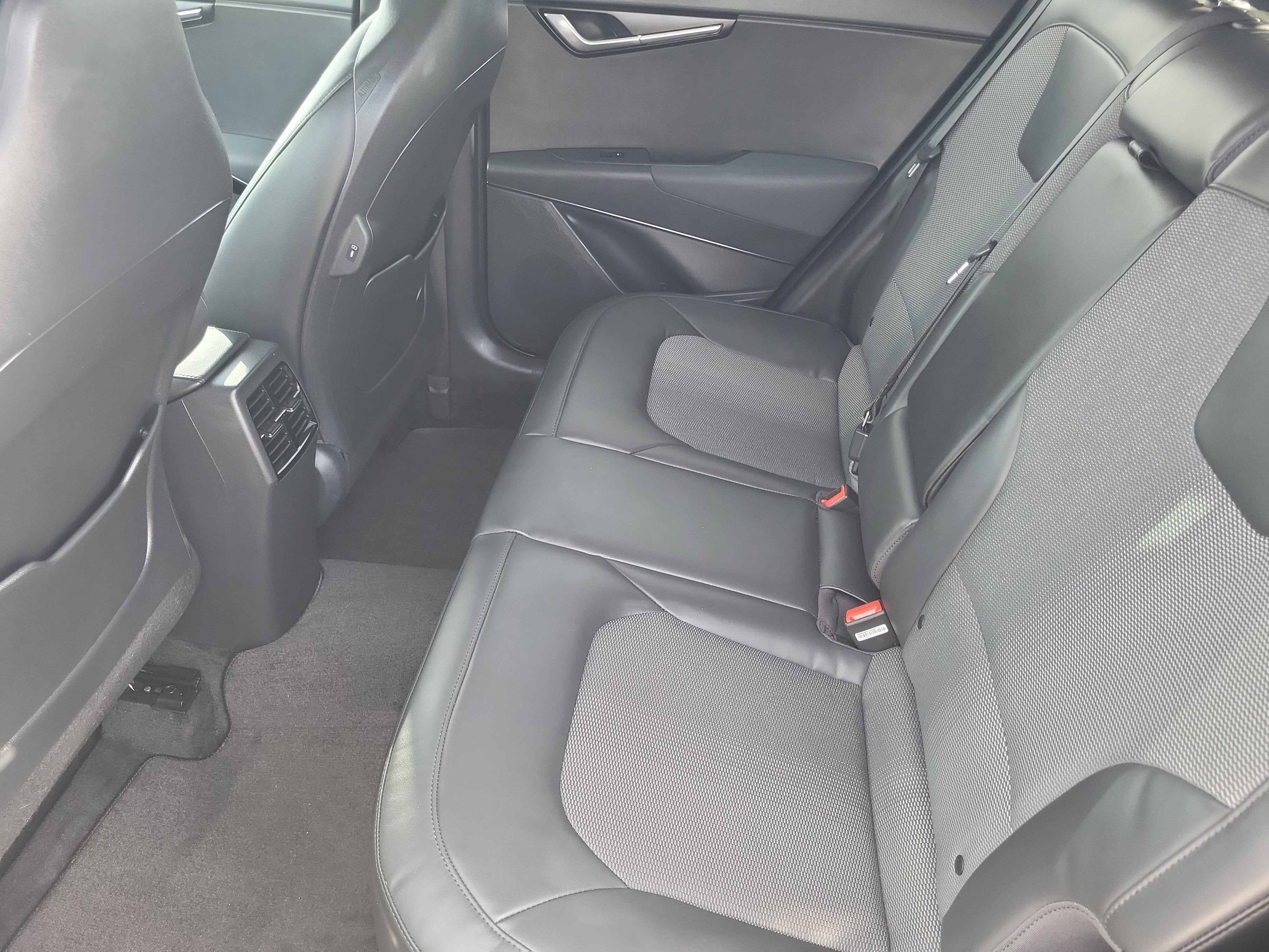 2023 Kia Niro EX Touring