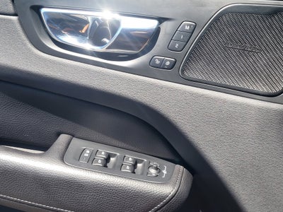 2019 Volvo XC60 T5 Inscription