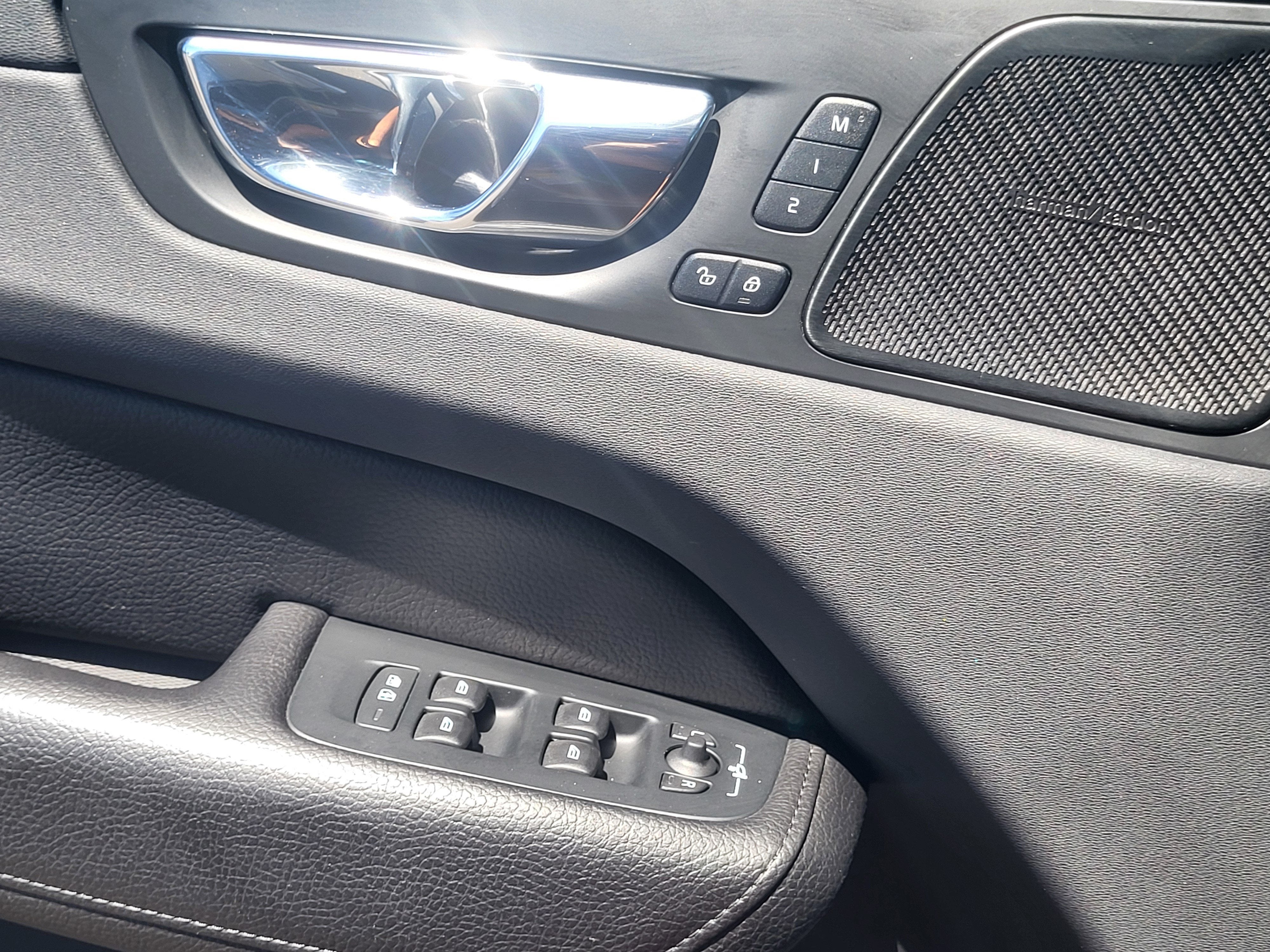 2019 Volvo XC60 T5 Inscription