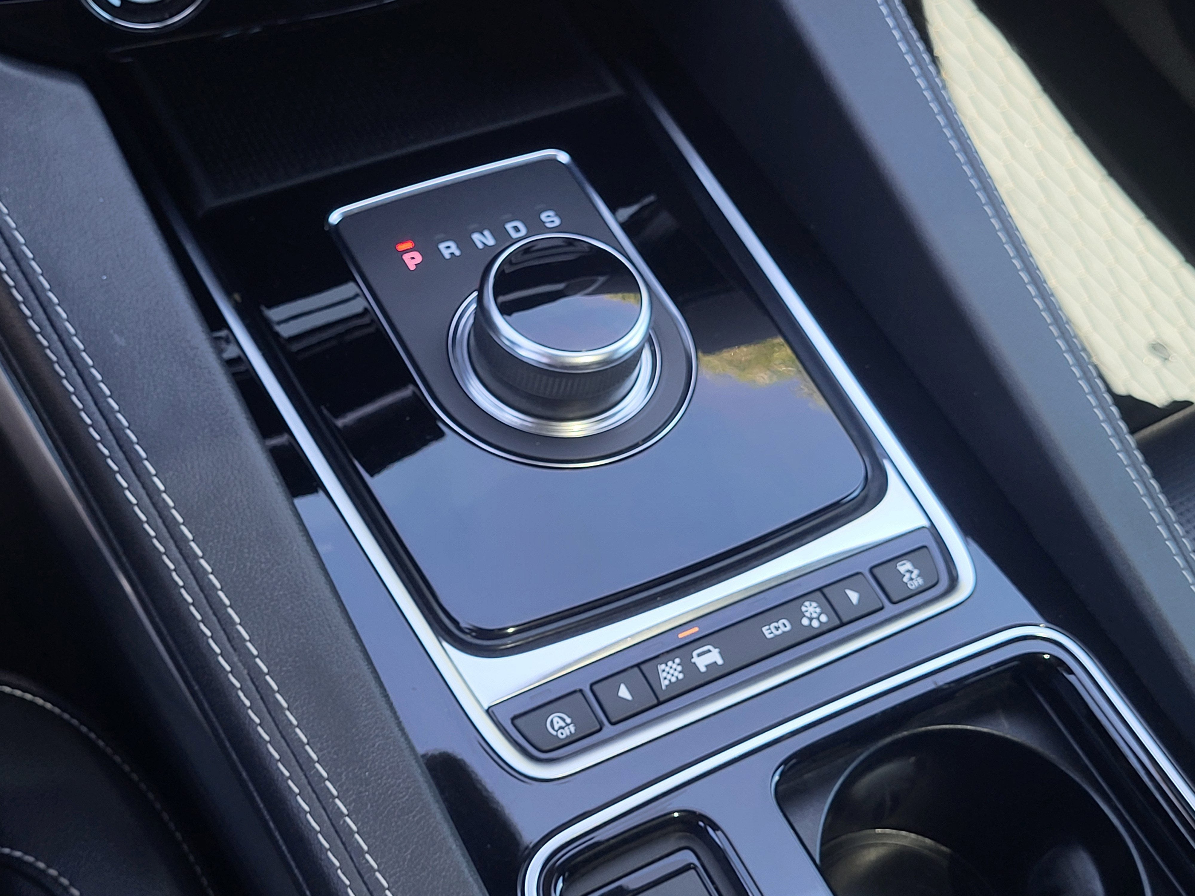 2019 Jaguar F-PACE 30t R-Sport