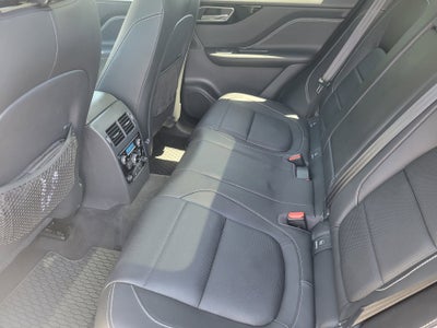 2019 Jaguar F-PACE 30t R-Sport