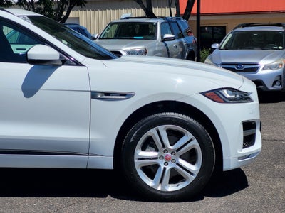 2019 Jaguar F-PACE 30t R-Sport