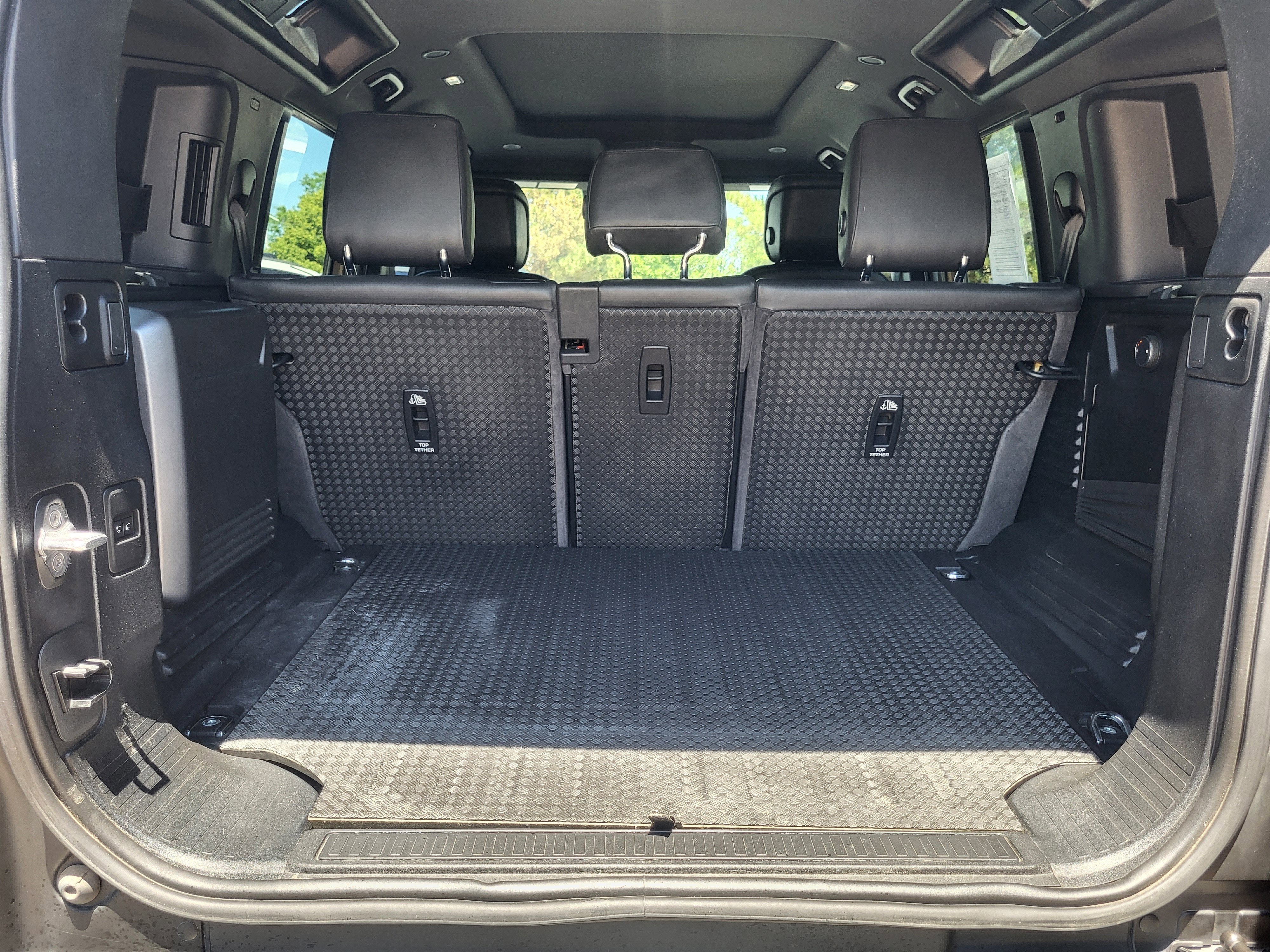 2021 Land Rover Defender 110 X-Dynamic HSE