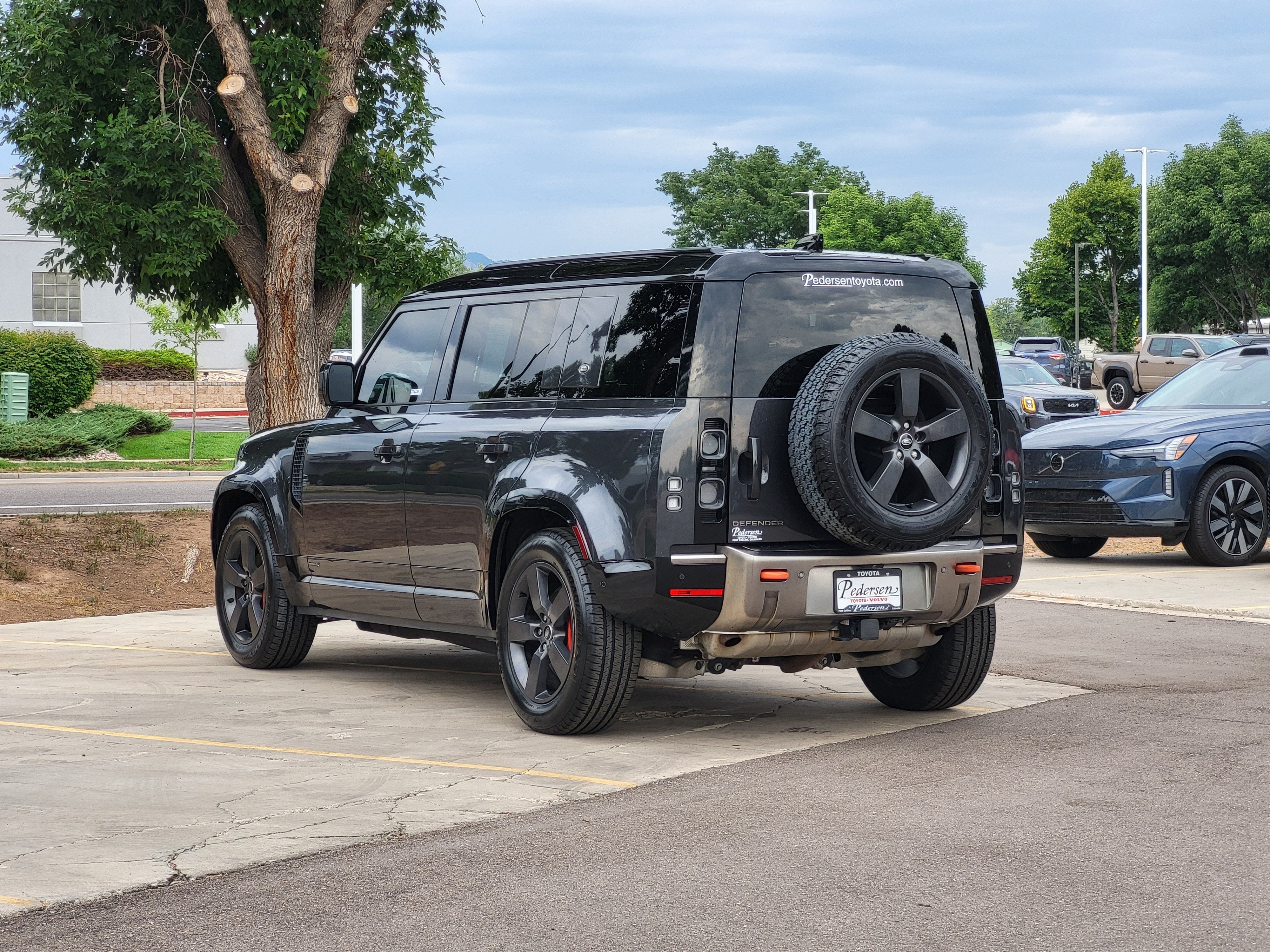 2022 Land Rover Defender 110 X