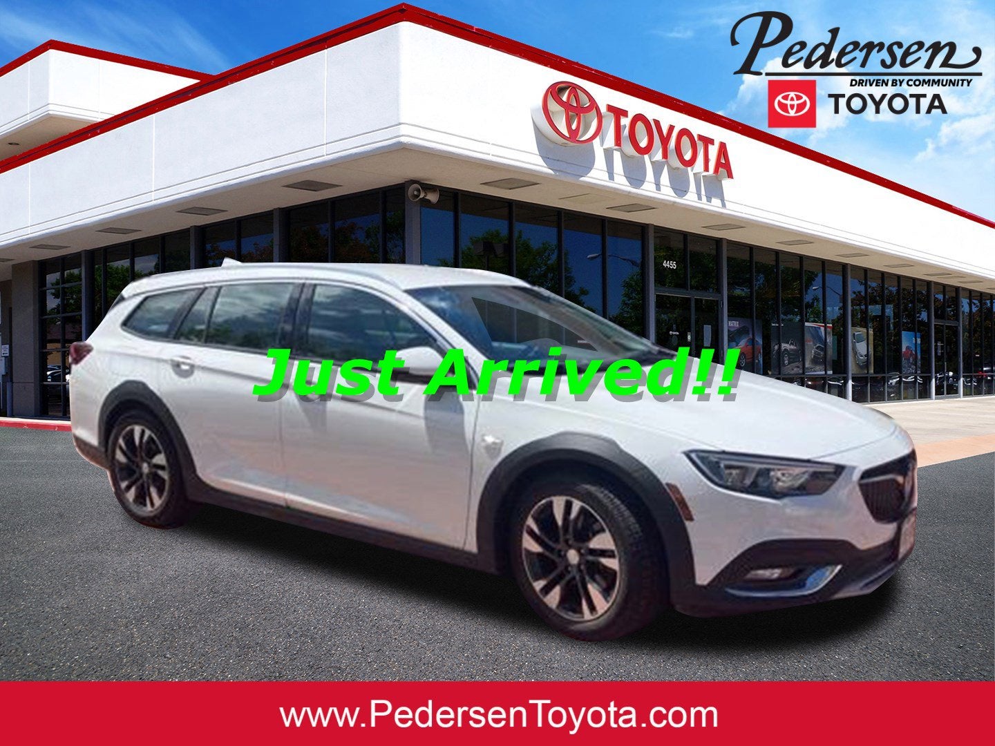 2018 Buick Regal TourX Essence
