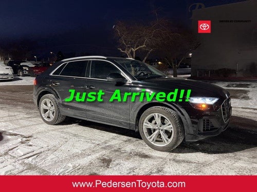 2022 Audi Q8 55 Premium Plus