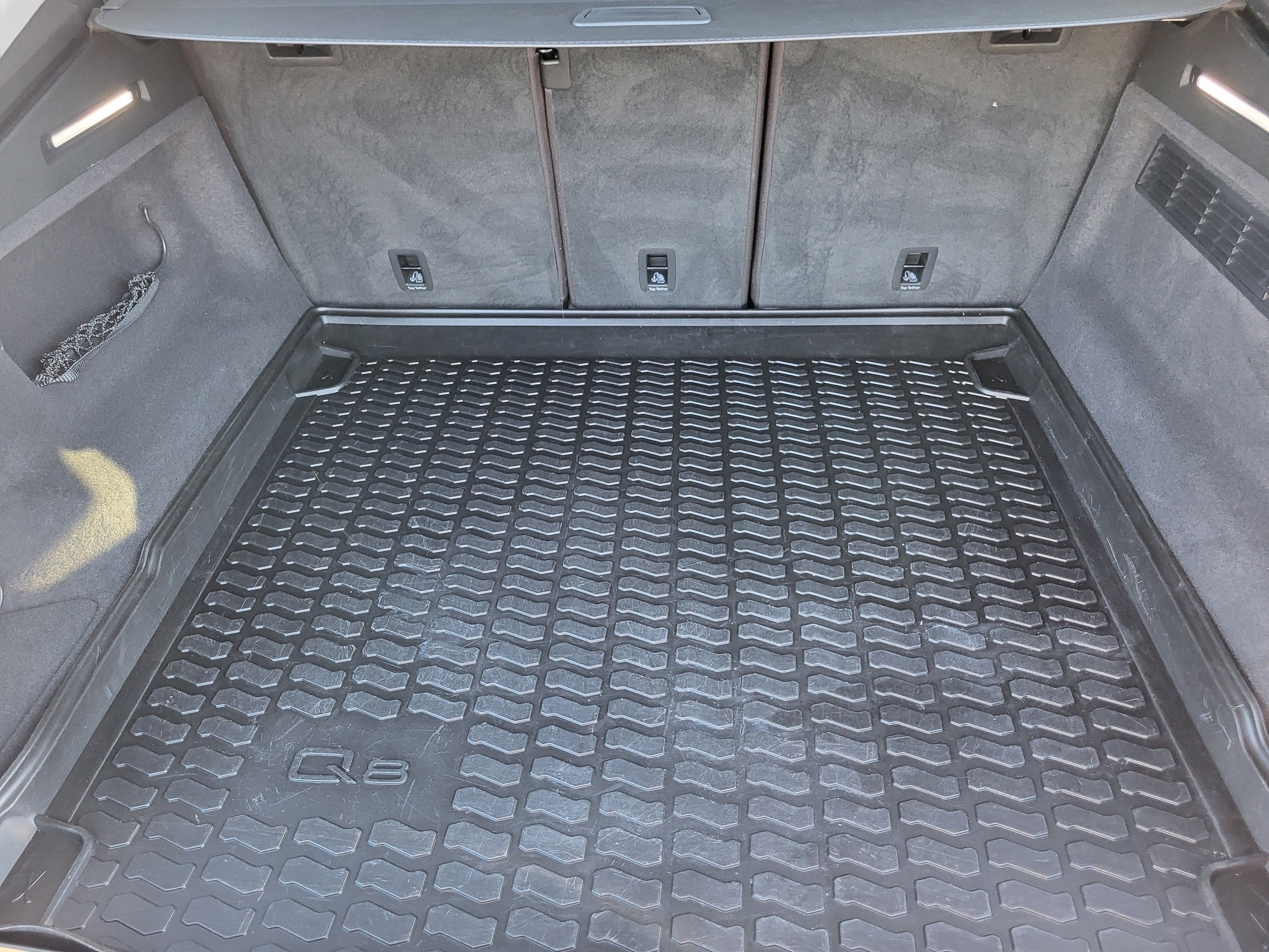 2022 Audi Q8 55 Premium Plus