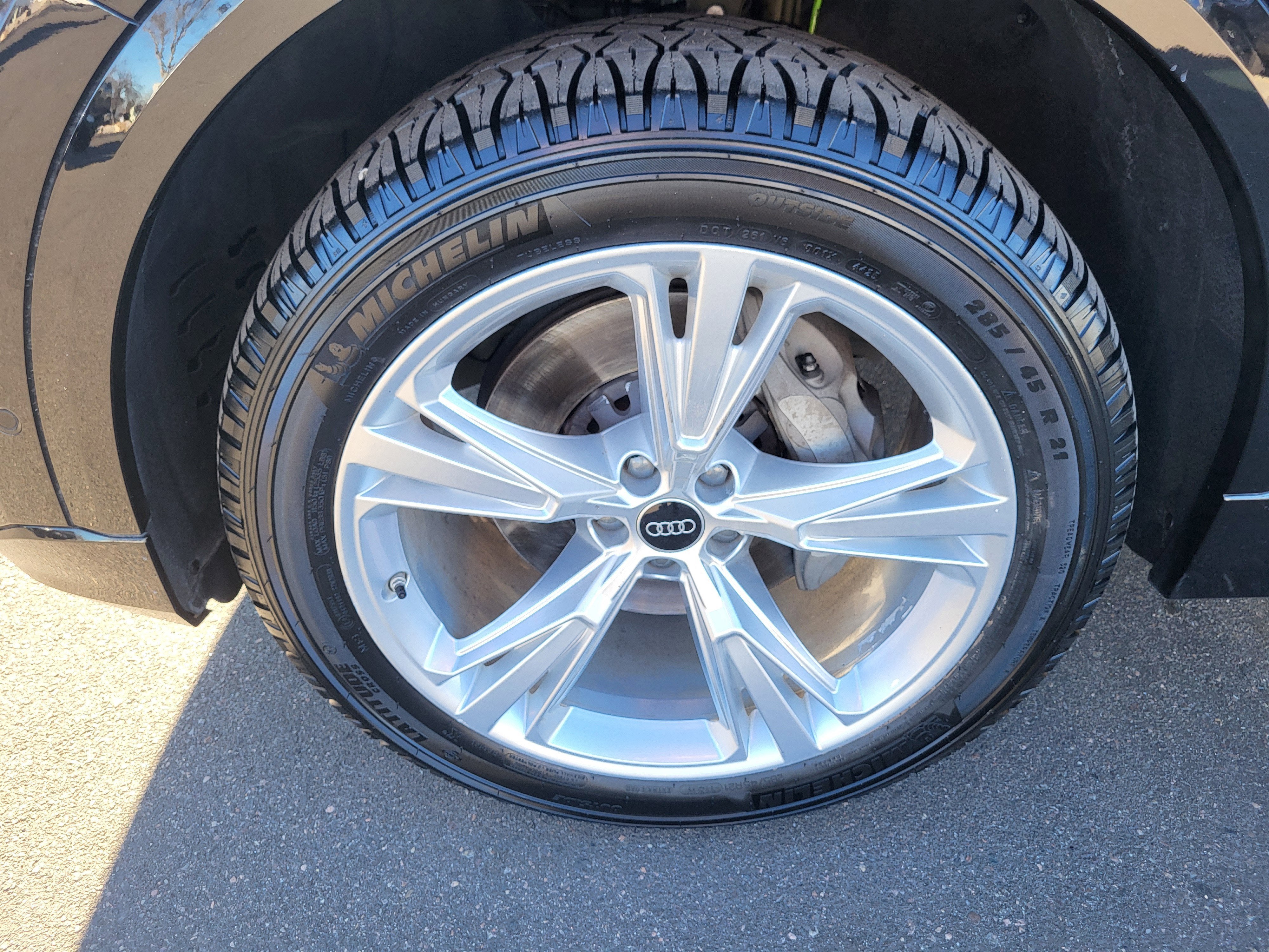 2022 Audi Q8 55 Premium Plus