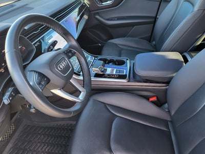 2022 Audi Q8 55 Premium Plus