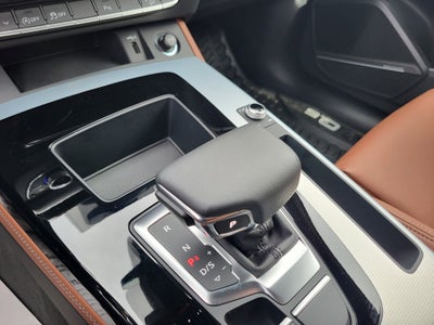 2024 Audi Q5 45 S line Premium