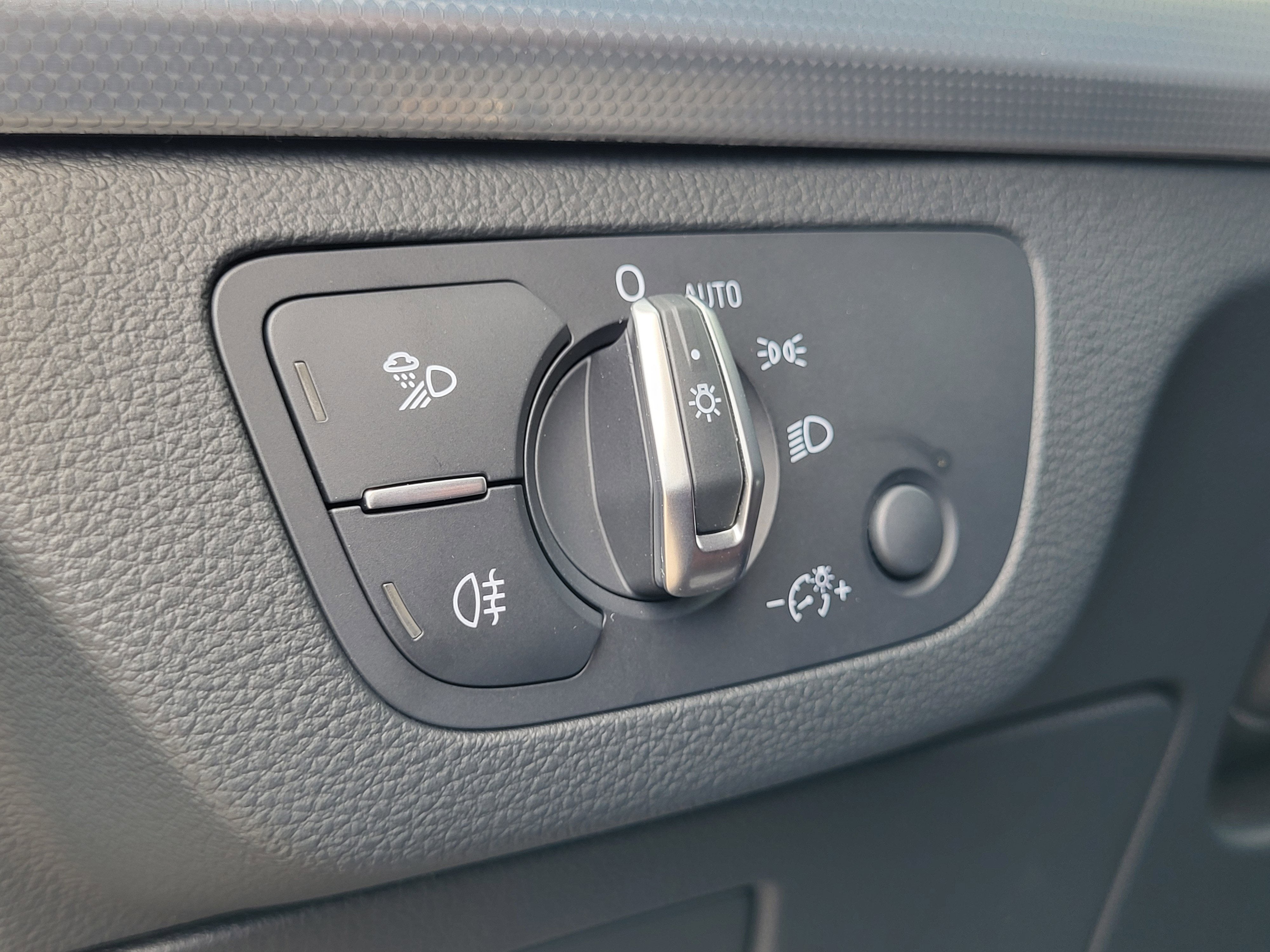 2024 Audi Q5 45 S line Premium