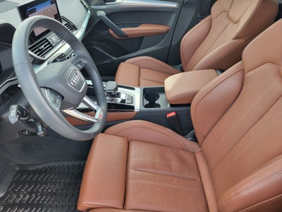 2024 Audi Q5 45 S line Premium