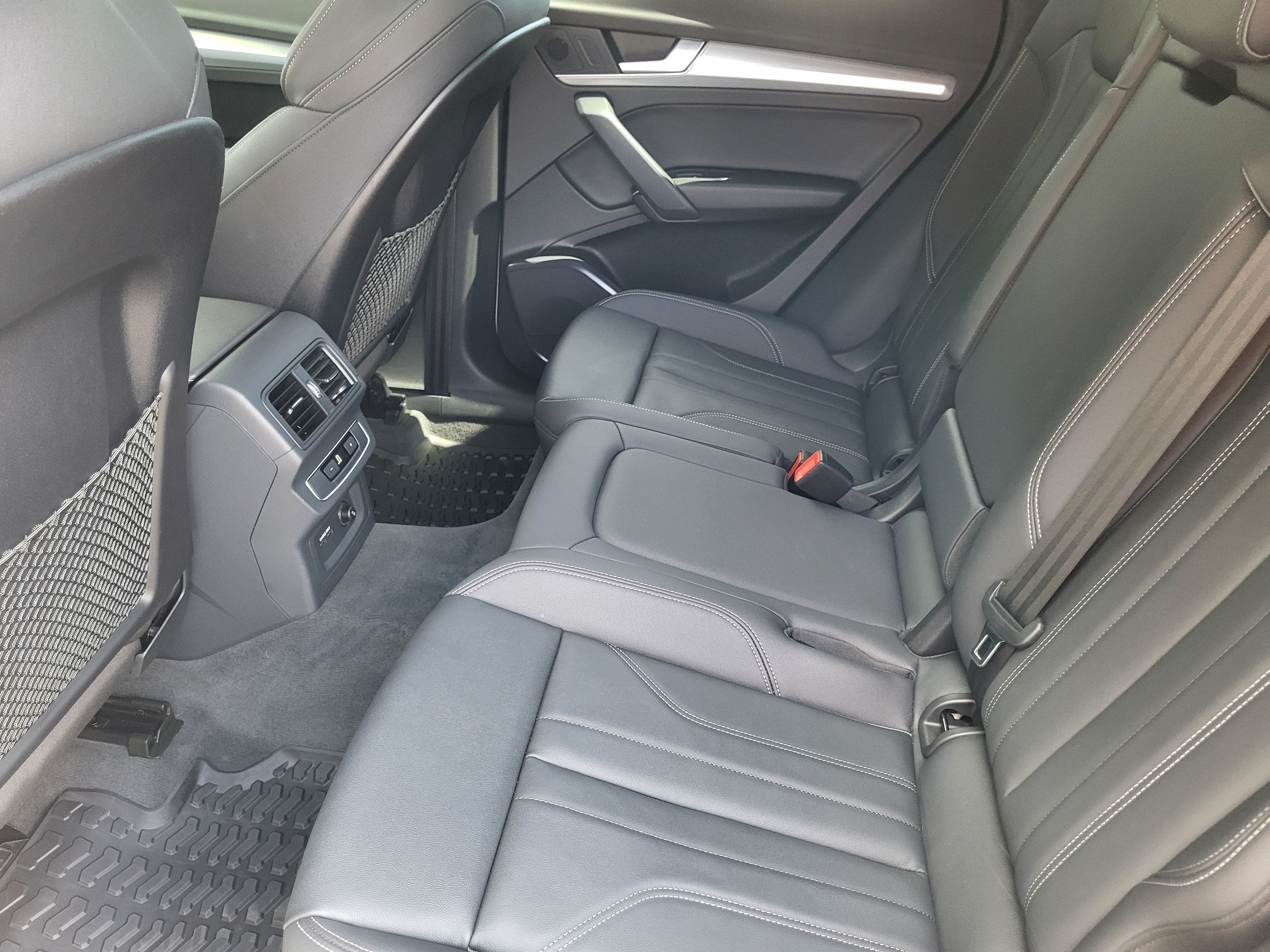 2024 Audi Q5 45 S line Premium