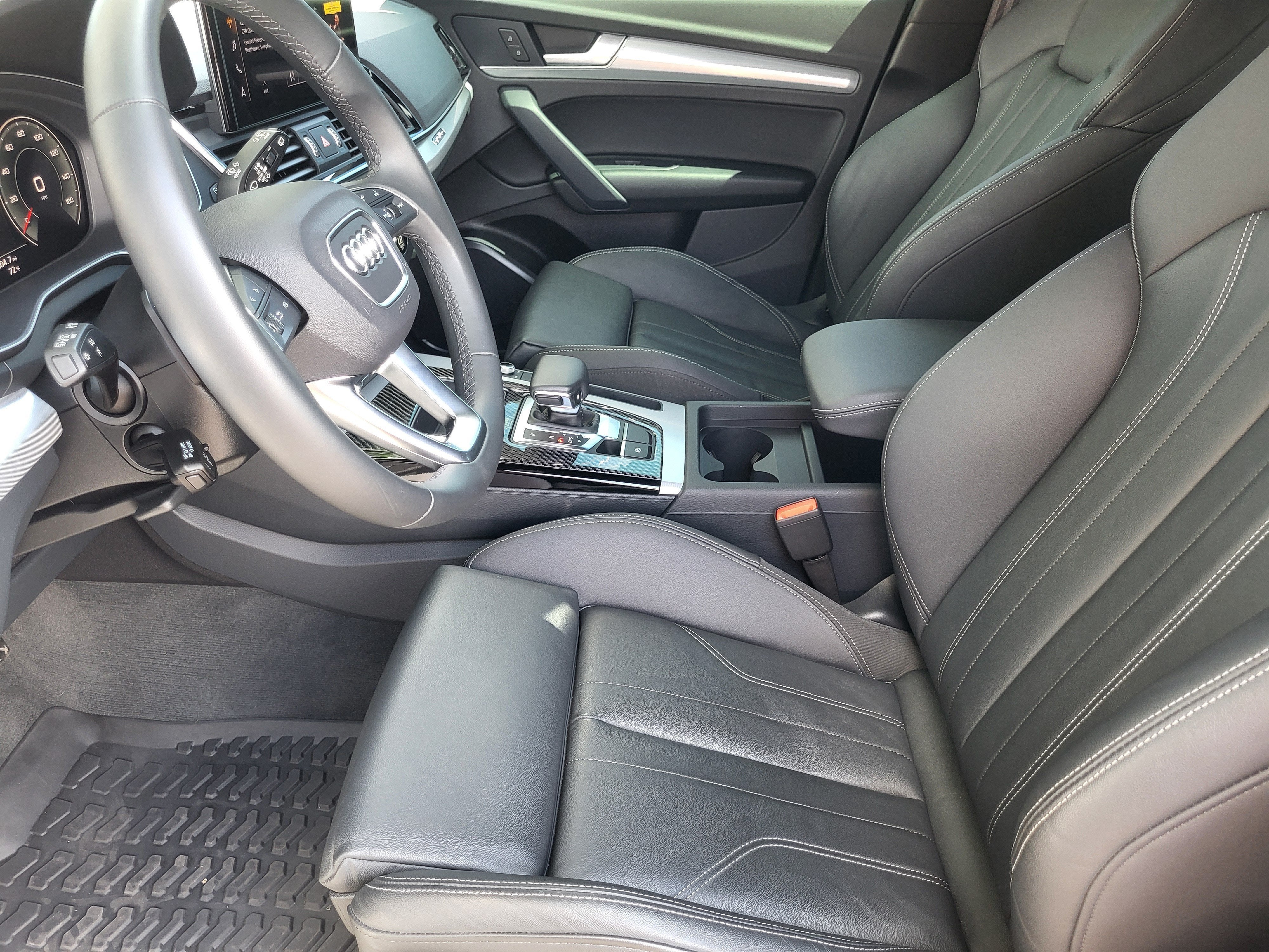 2024 Audi Q5 45 S line Premium
