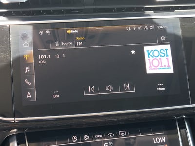 2023 Audi Q7 45 Premium Plus