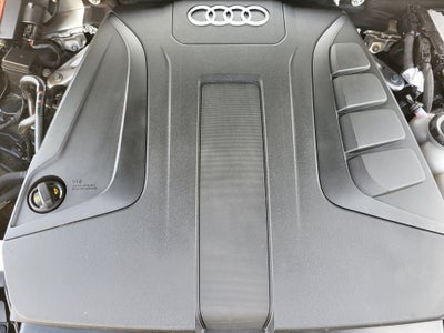 2023 Audi Q7 45 Premium Plus