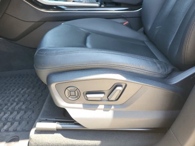 2023 Audi Q7 55 Prestige