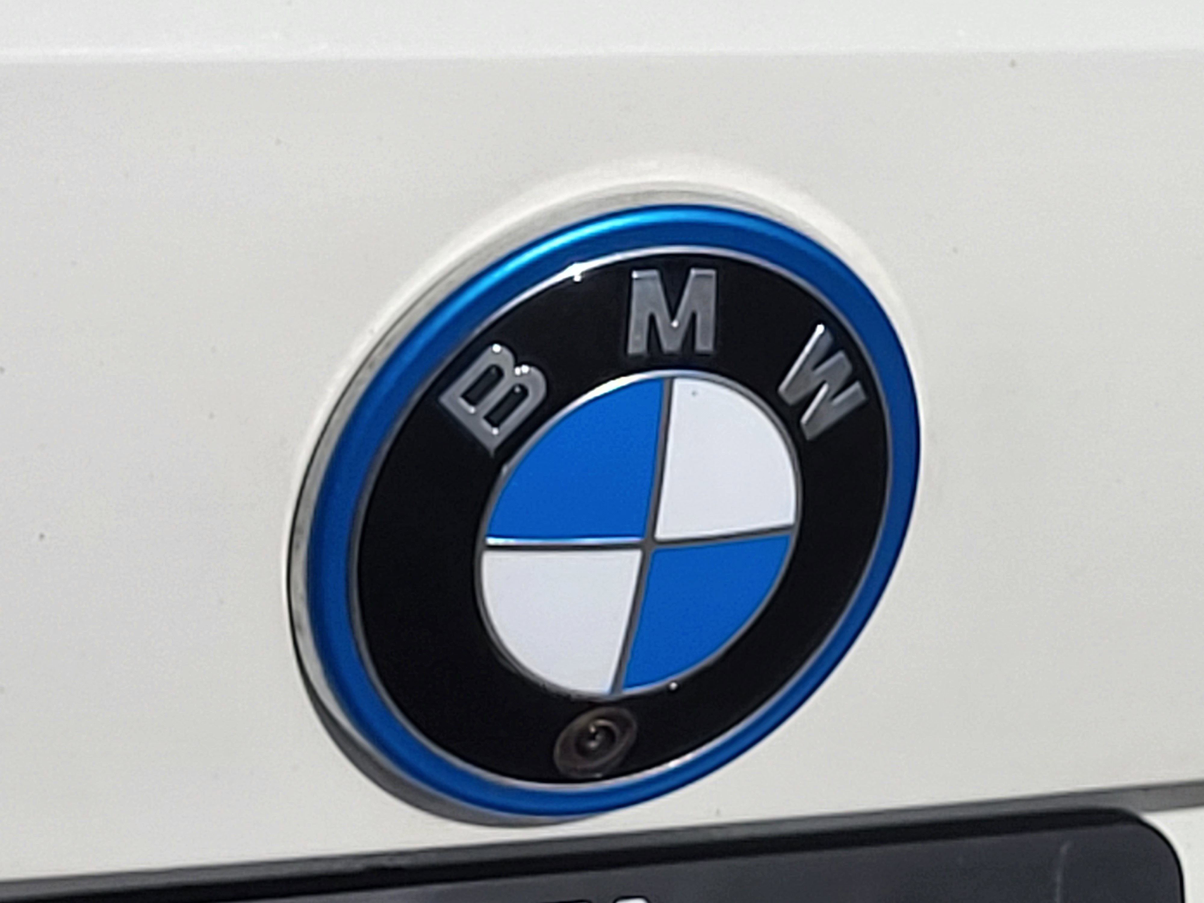 2025 BMW i4 xDrive40