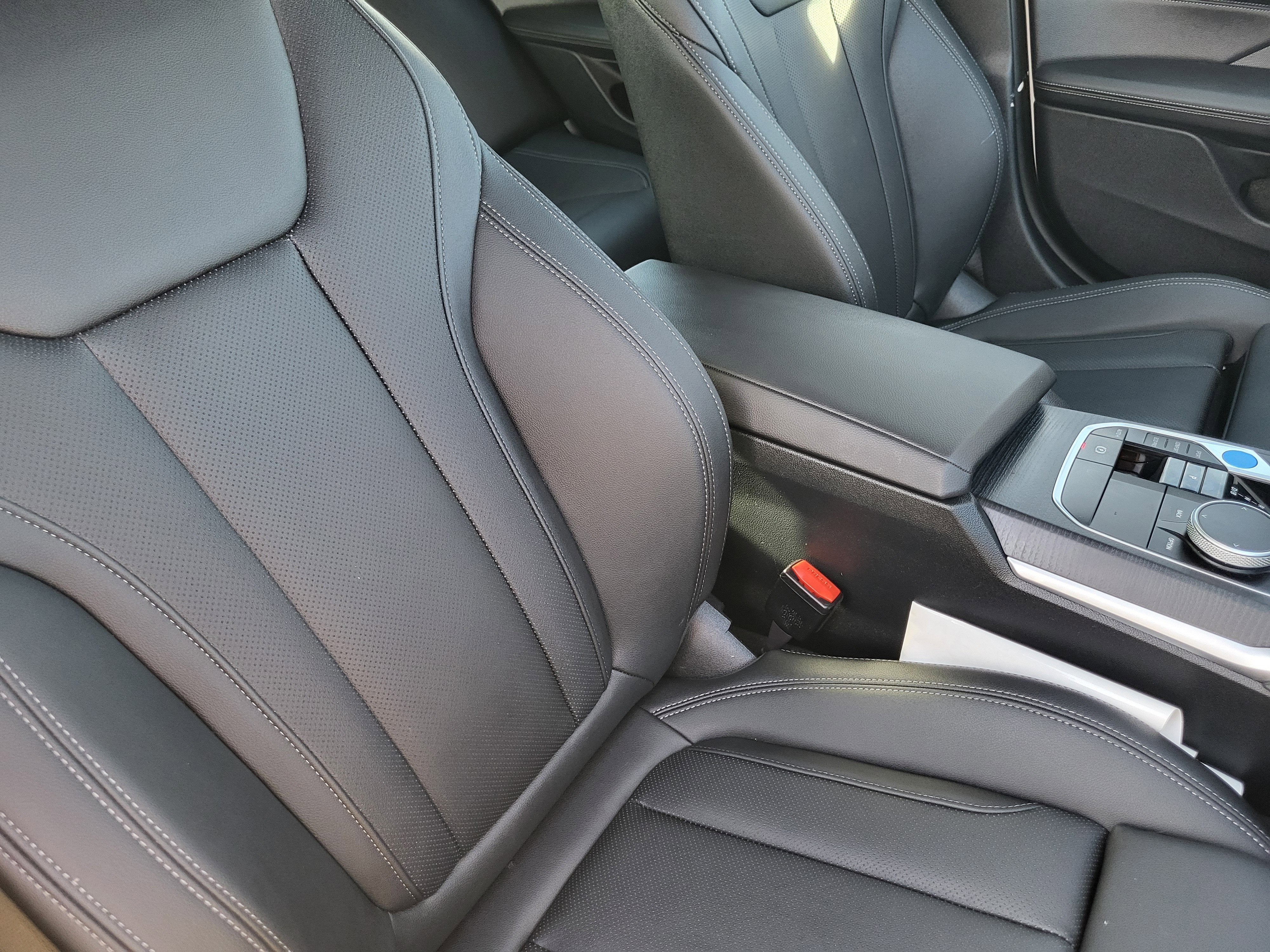 2025 BMW i4 xDrive40