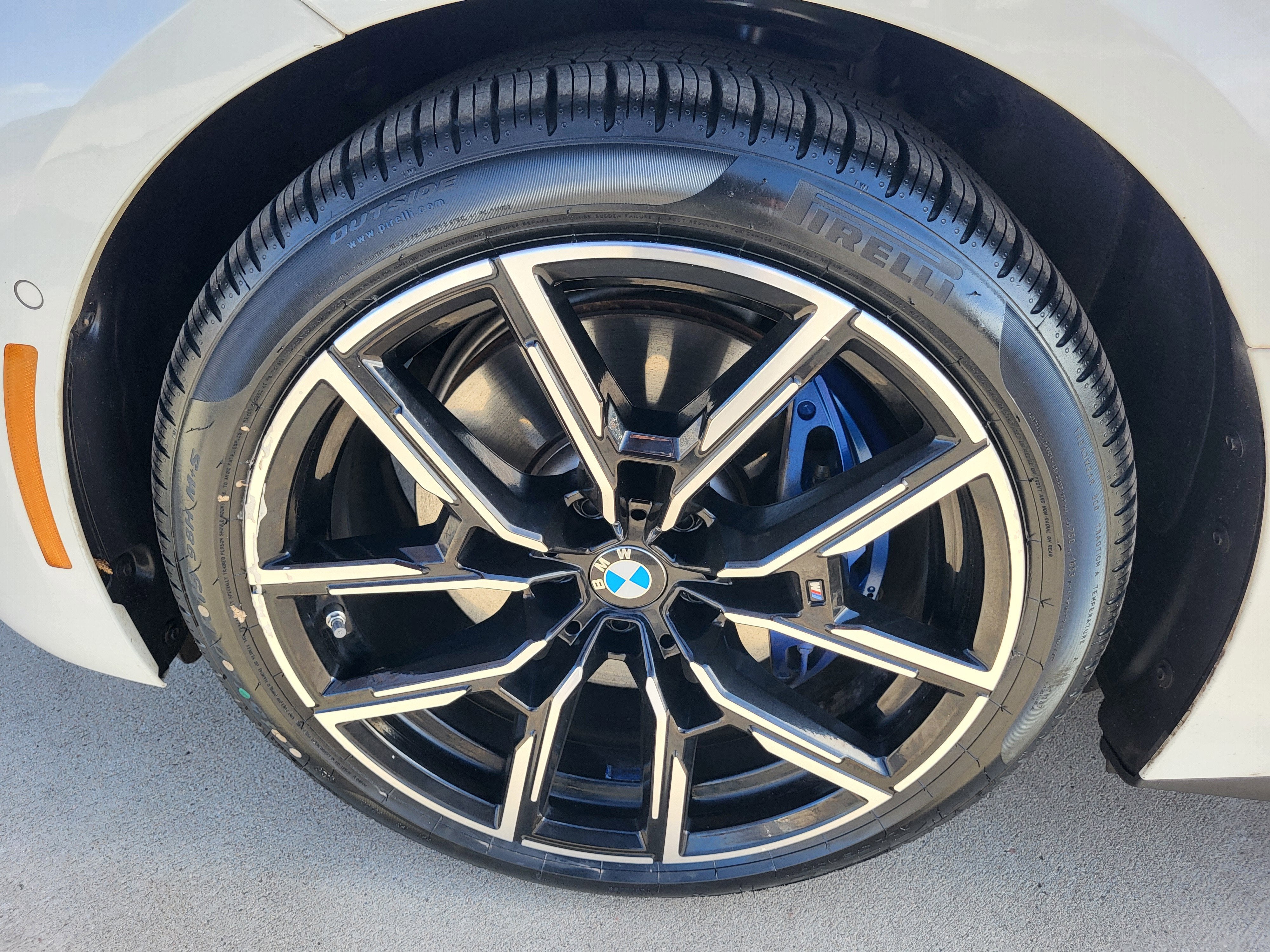 2025 BMW i4 xDrive40