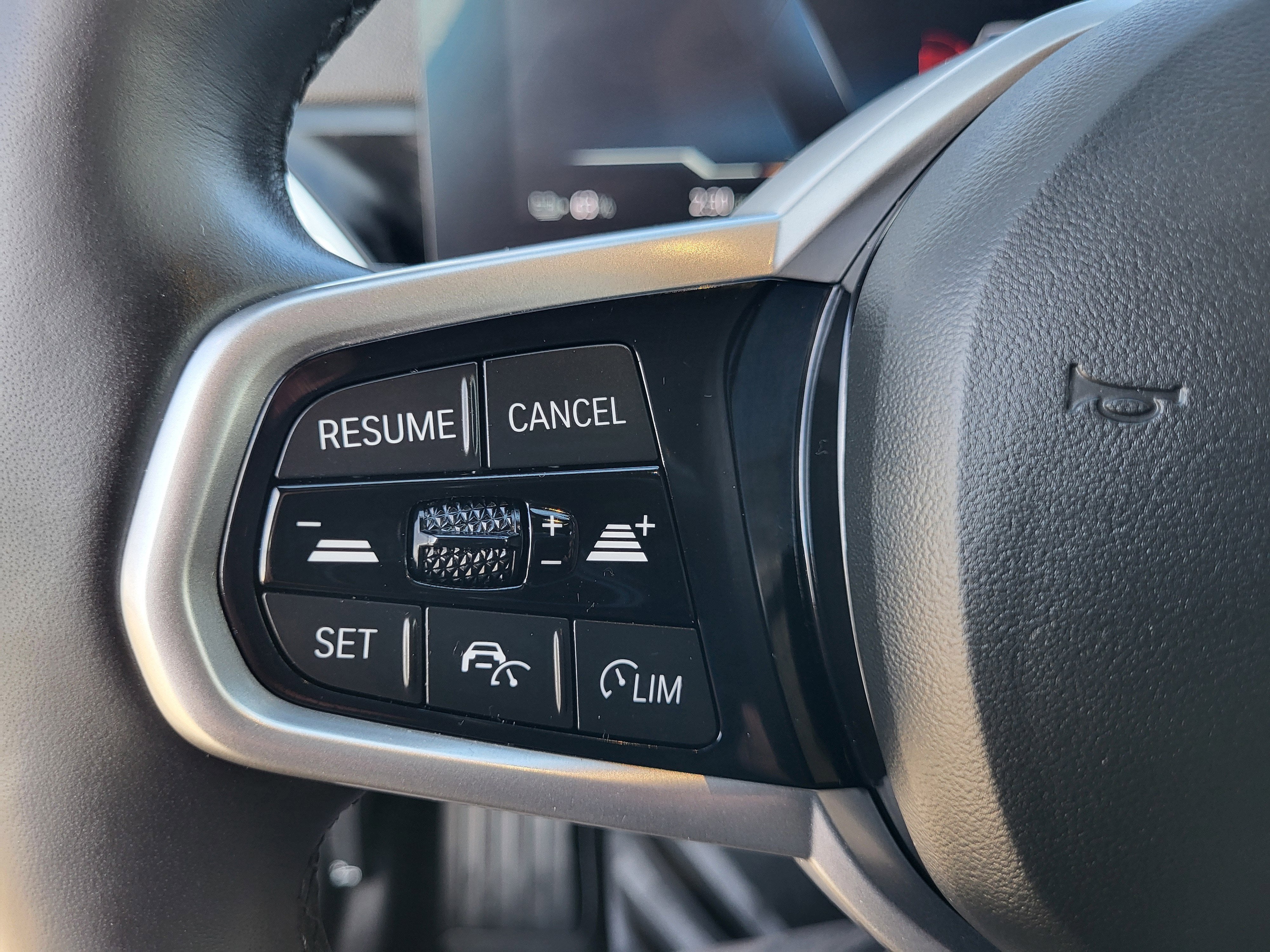 2025 BMW i4 xDrive40