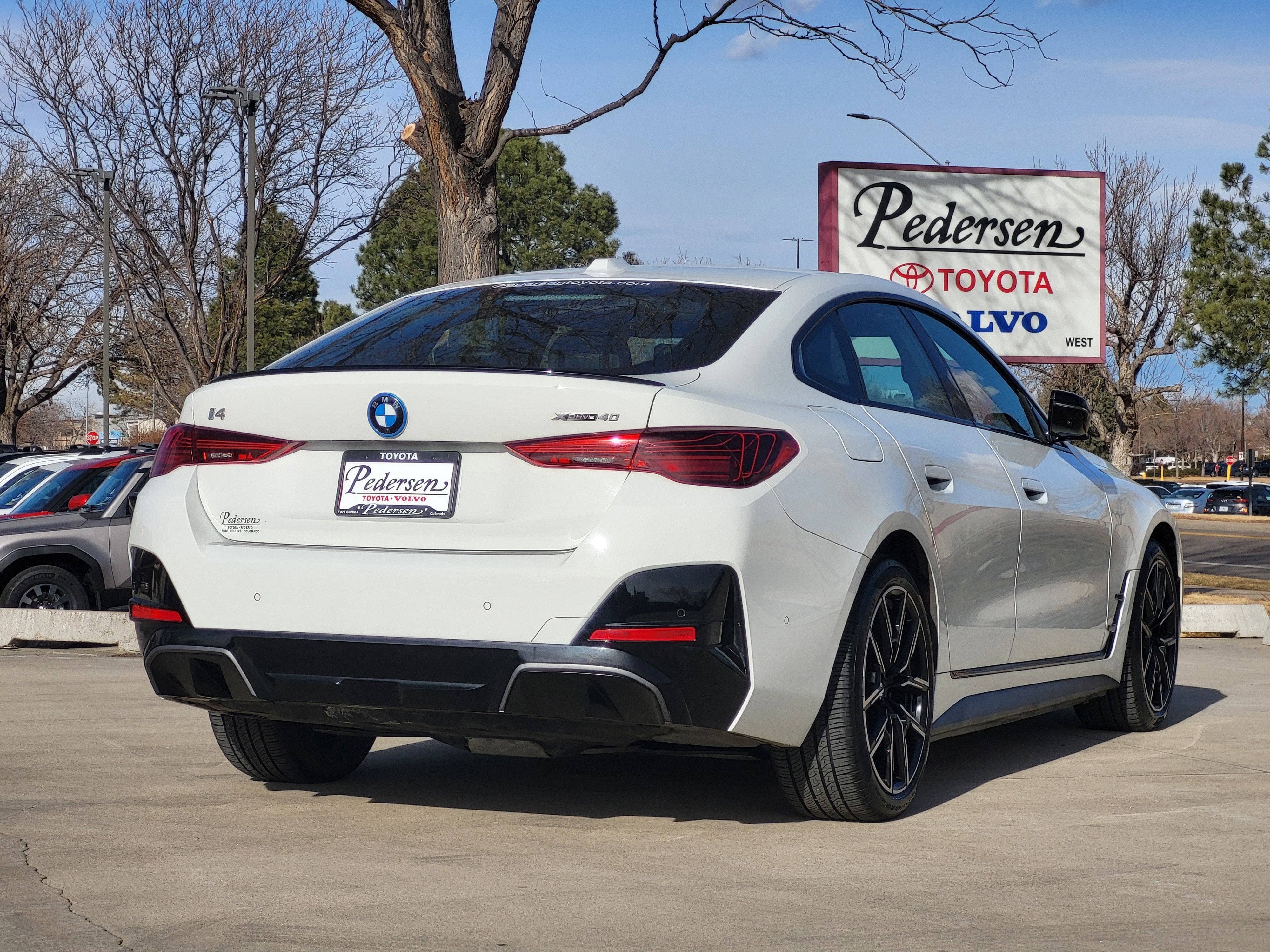 2025 BMW i4 xDrive40