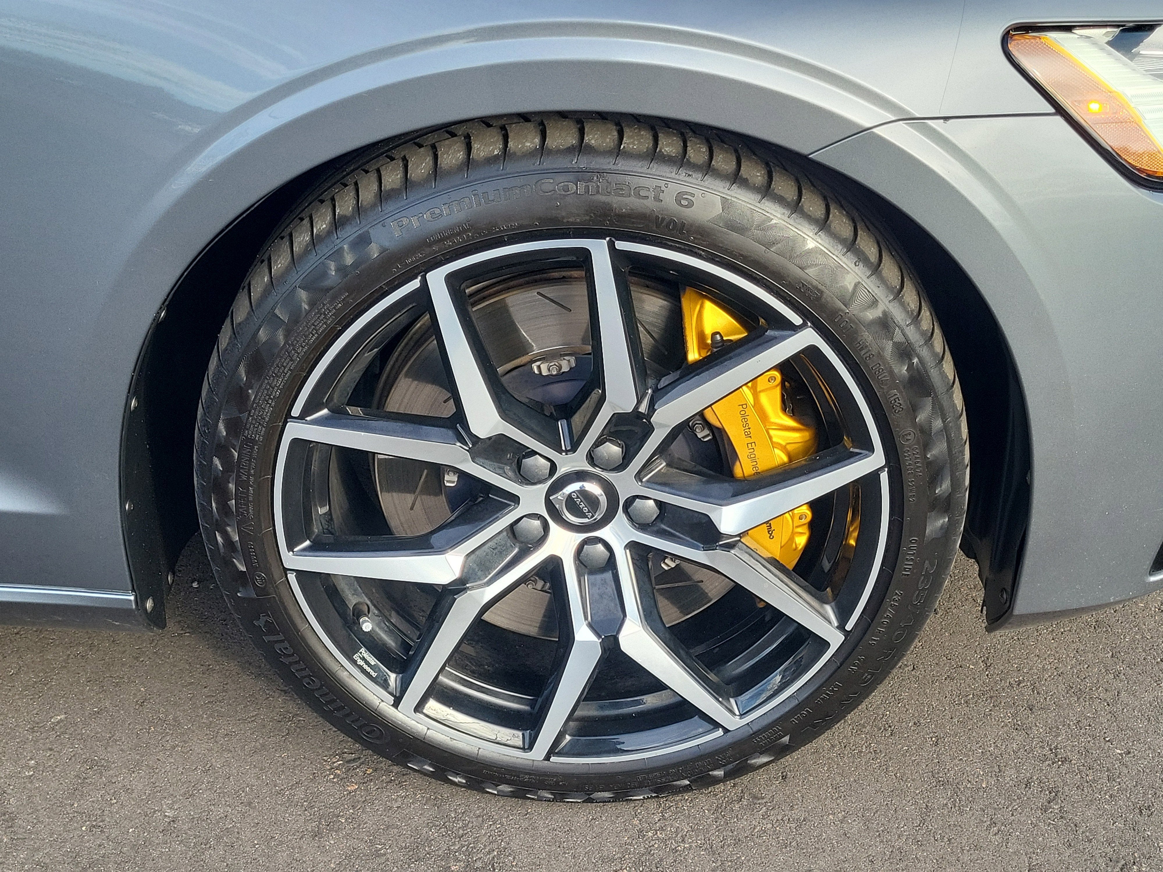 2021 Volvo V60 Recharge Plug-In Hybrid T8 Polestar