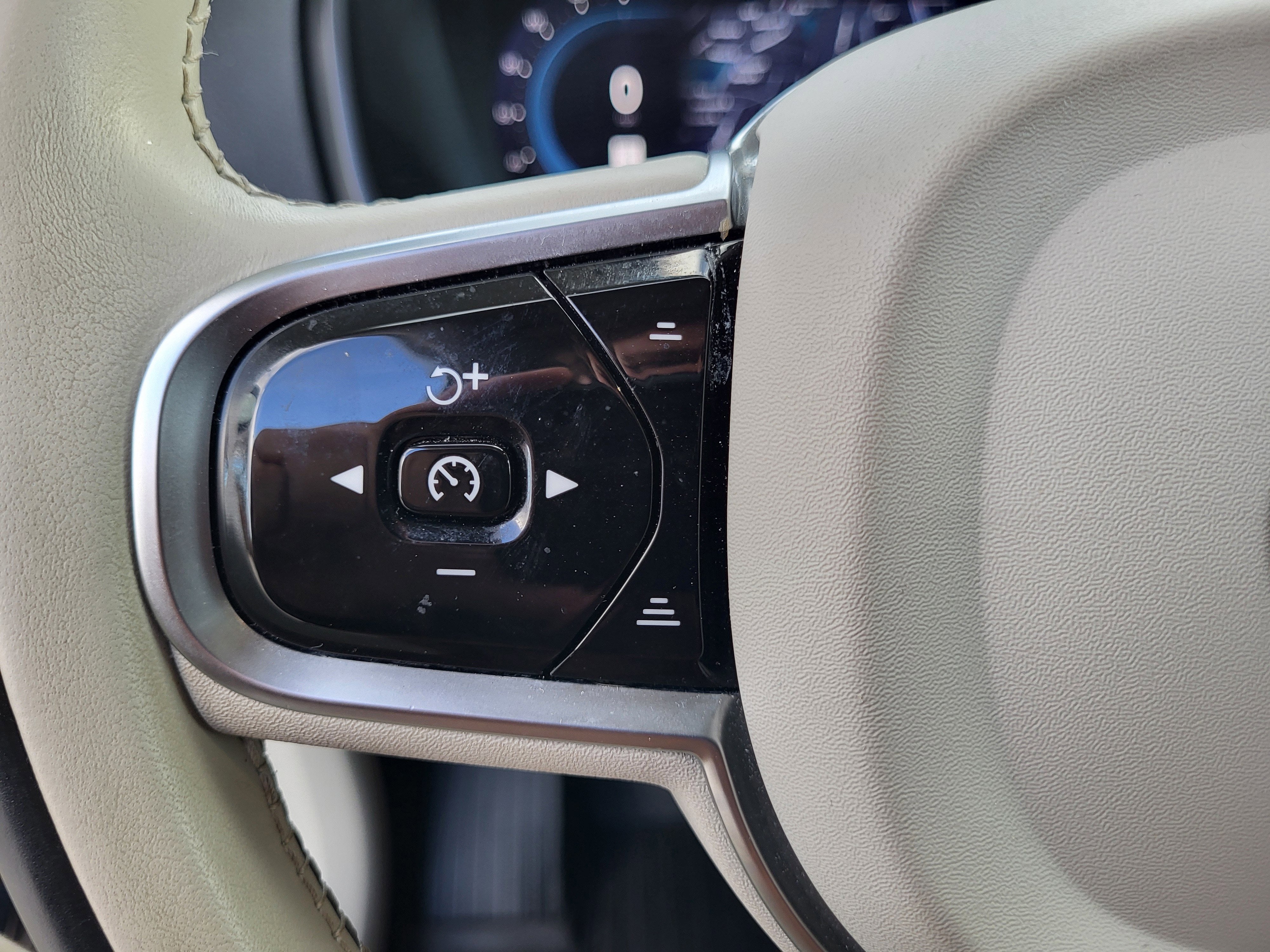 2023 Volvo XC90 Ultimate