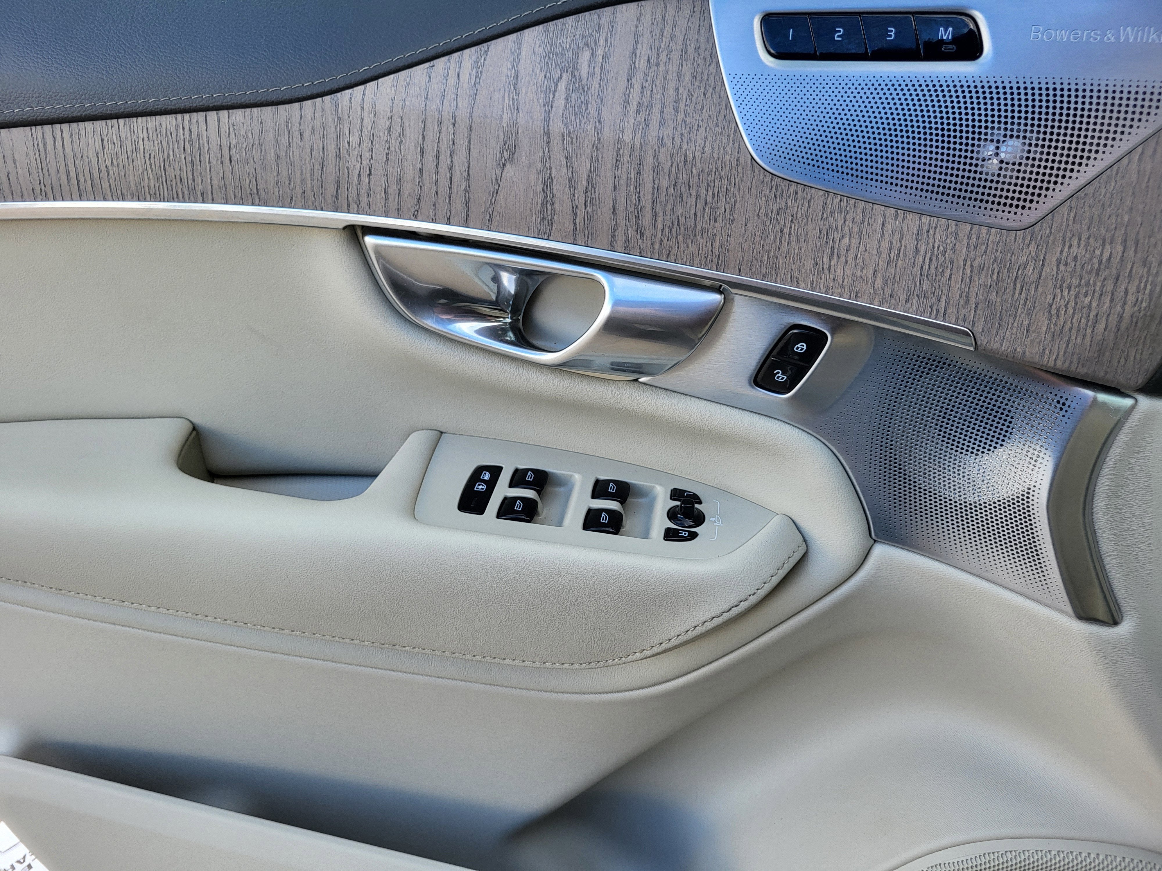 2023 Volvo XC90 Ultimate