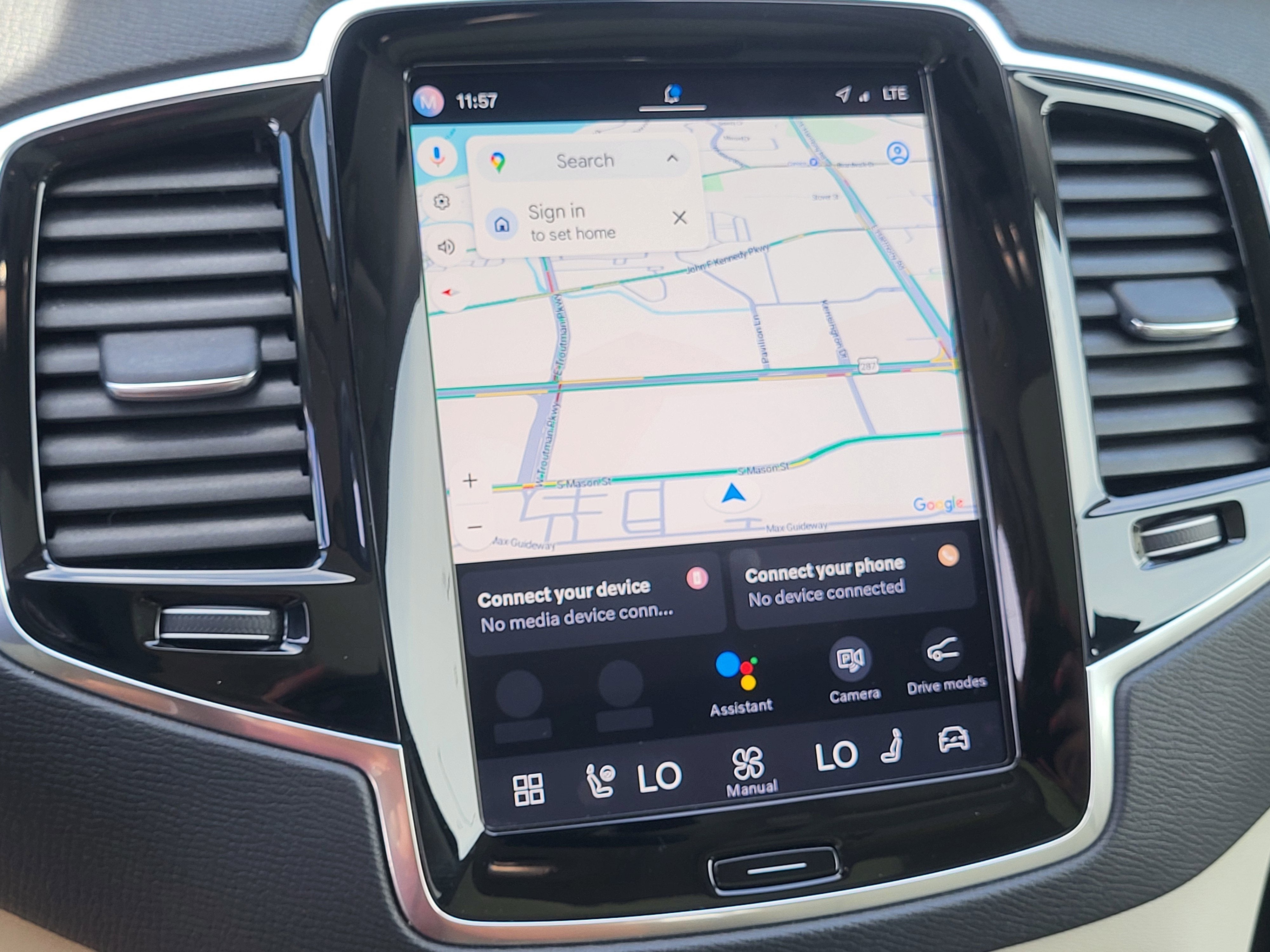 2023 Volvo XC90 B6 Plus 7-Seater