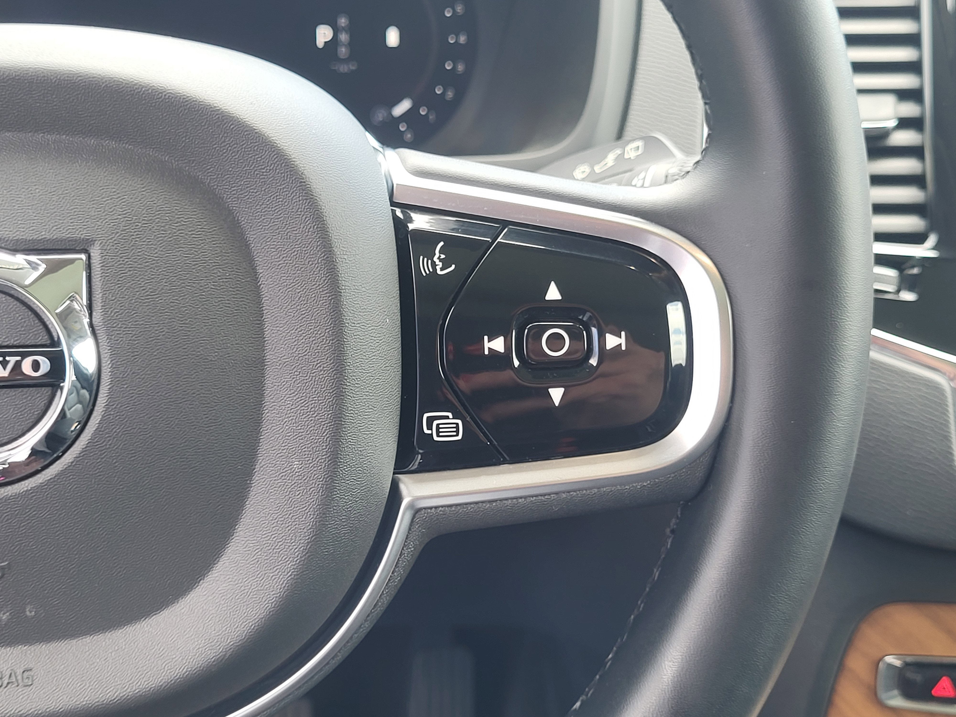 2023 Volvo XC90 B6 Plus 7-Seater