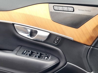2023 Volvo XC90 B6 Plus 7-Seater