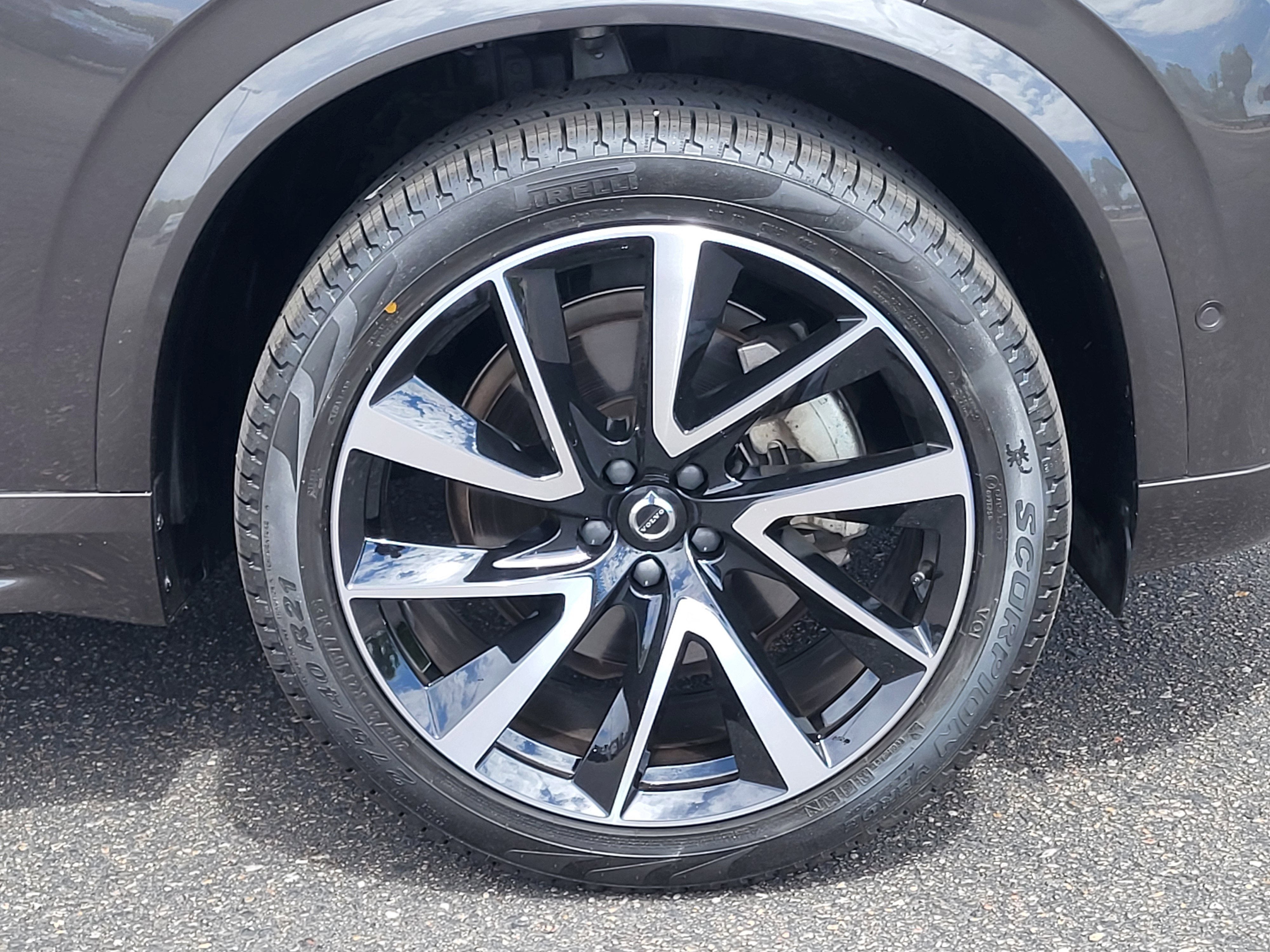 2023 Volvo XC90 B6 Plus 7-Seater