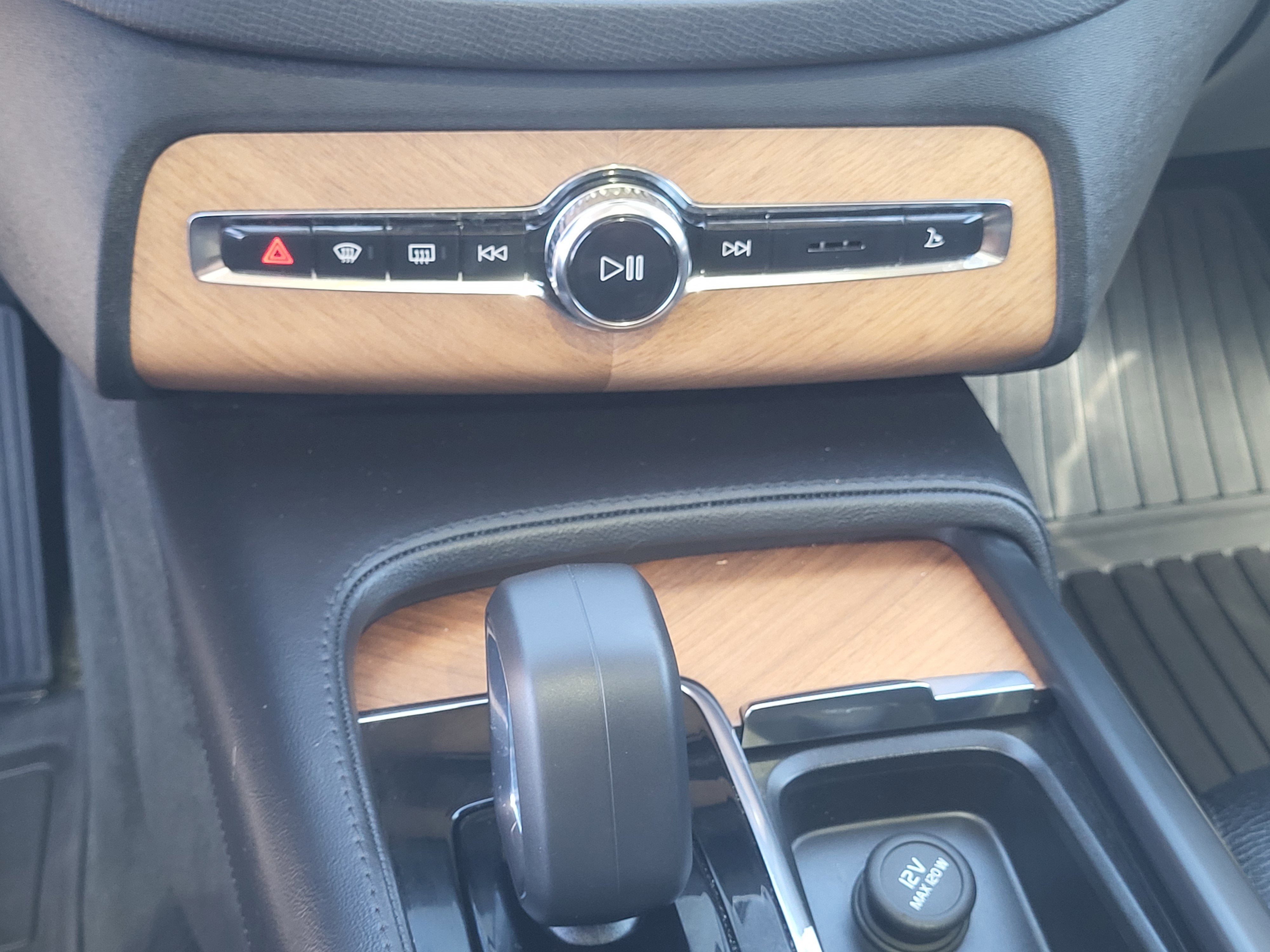 2023 Volvo XC90 B6 Plus 7-Seater