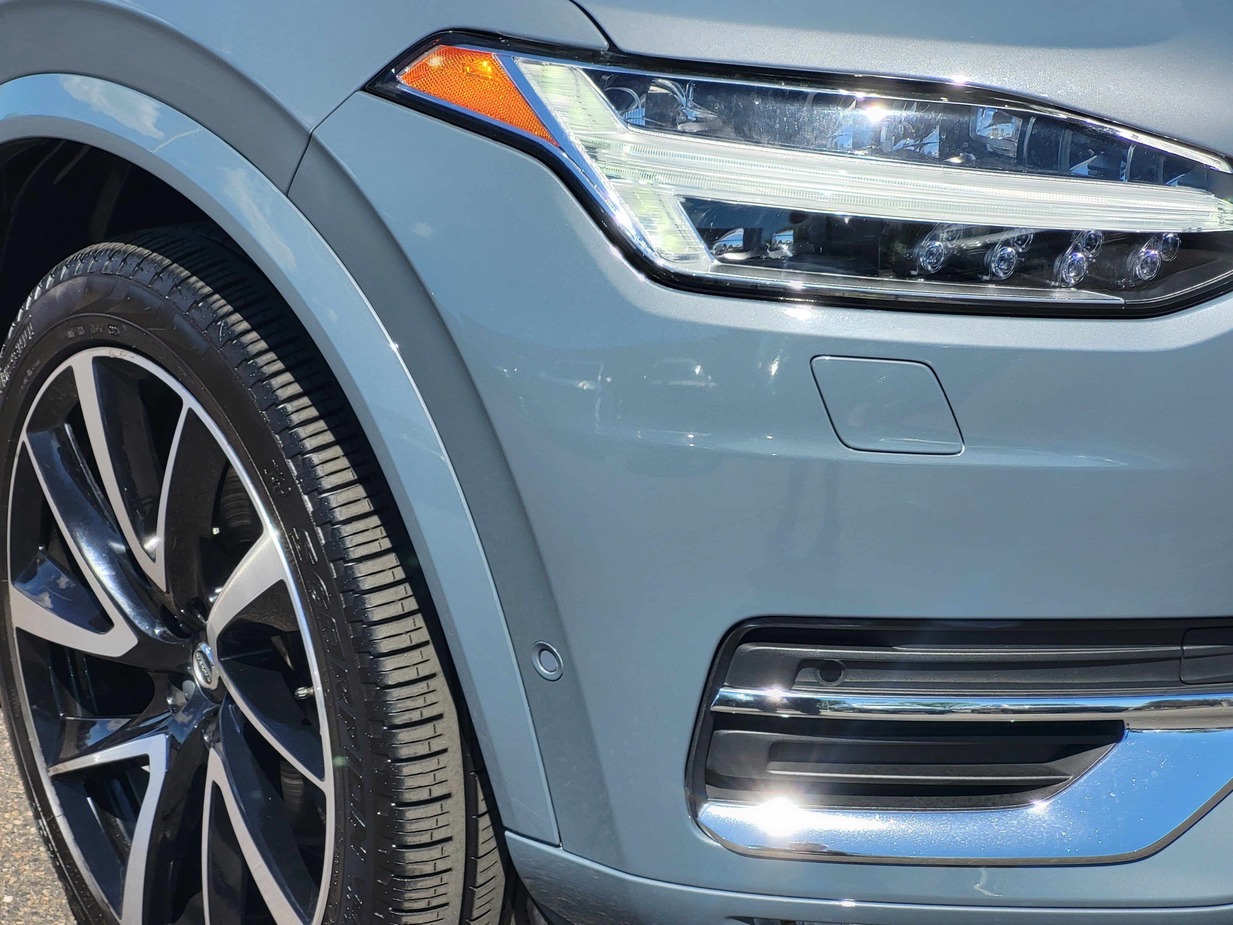 2023 Volvo XC90 B6 Plus 7-Seater