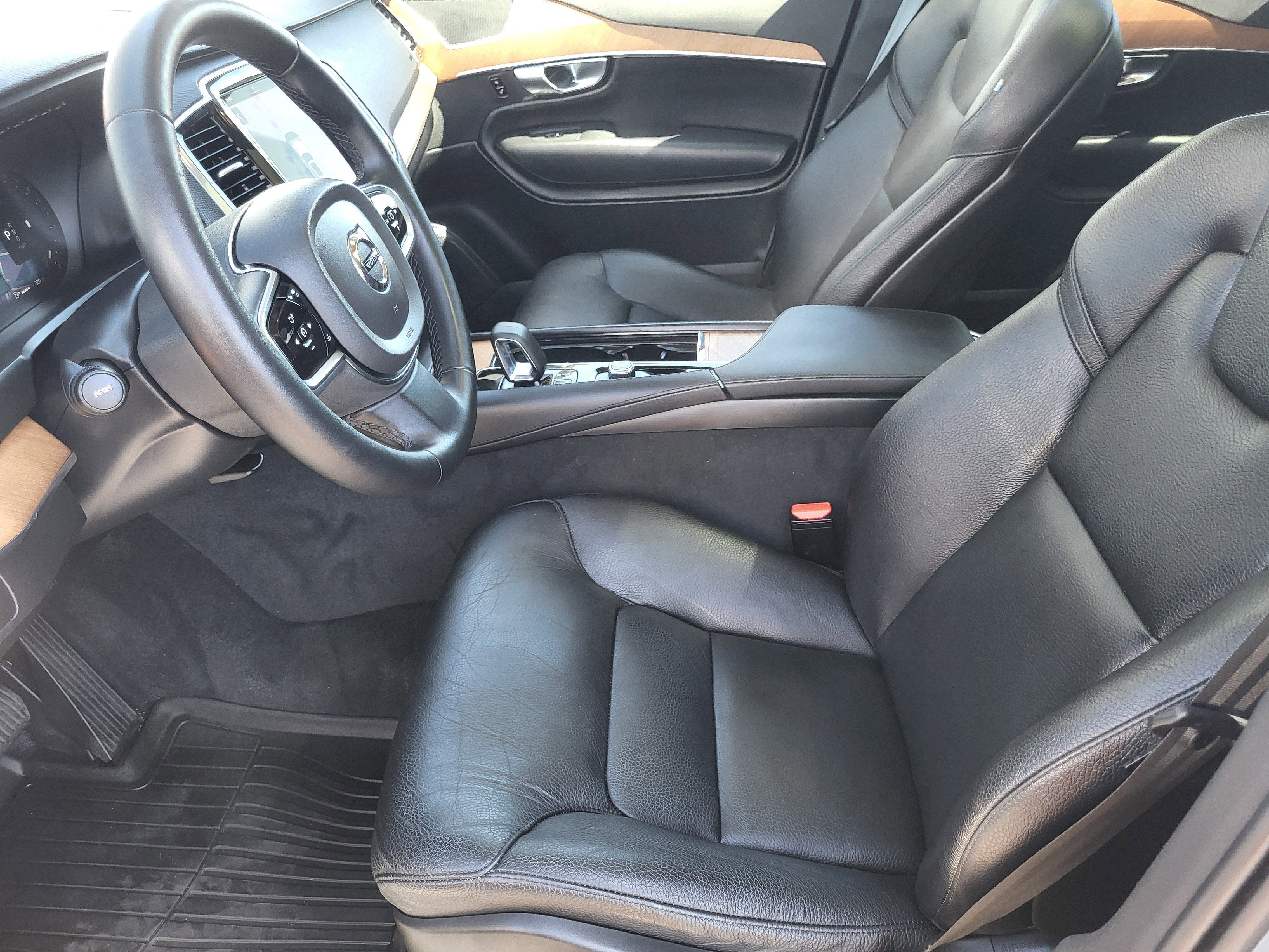 2023 Volvo XC90 B6 Plus 7-Seater