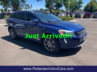 2015 Volvo XC60 T6 Platinum