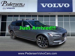 2017 Volvo V90 Cross Country T6 AWD