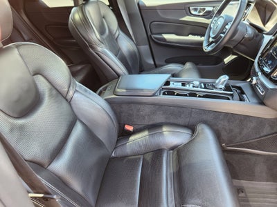 2018 Volvo XC60 Hybrid T8 Inscription