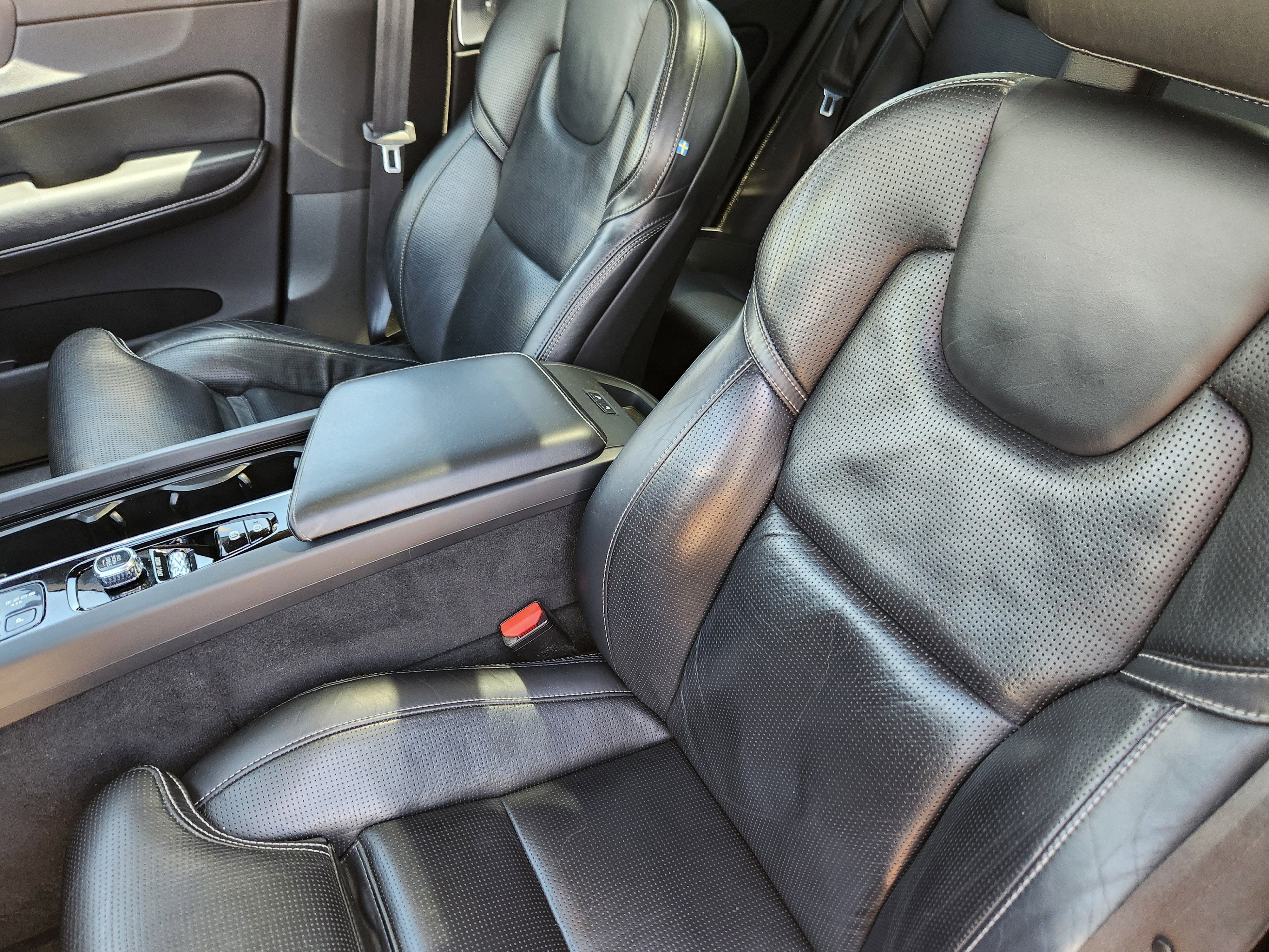 2018 Volvo XC60 Hybrid T8 Inscription