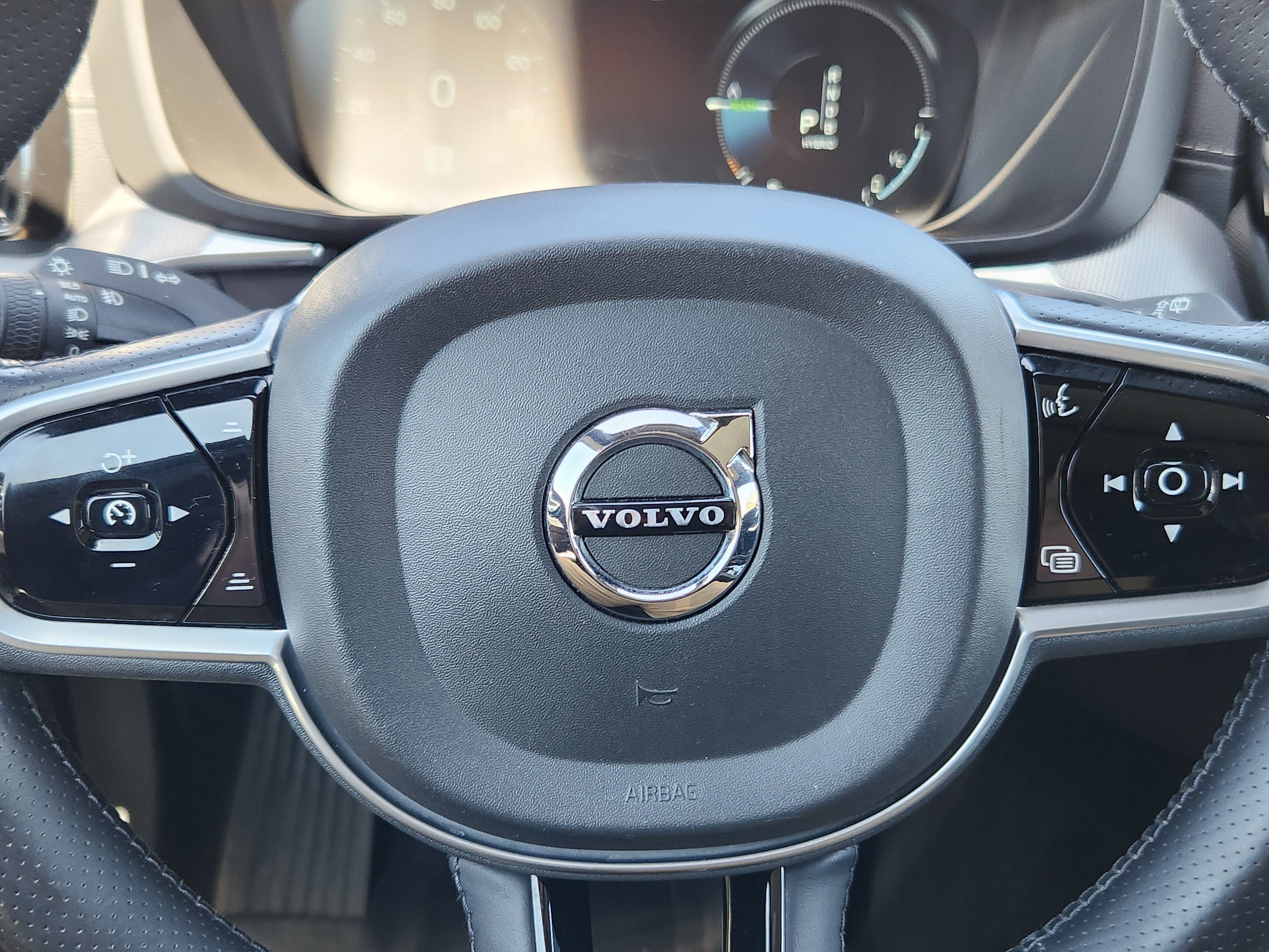 2018 Volvo XC60 Hybrid T8 Inscription