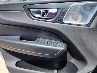 2018 Volvo XC60 Hybrid T8 Inscription