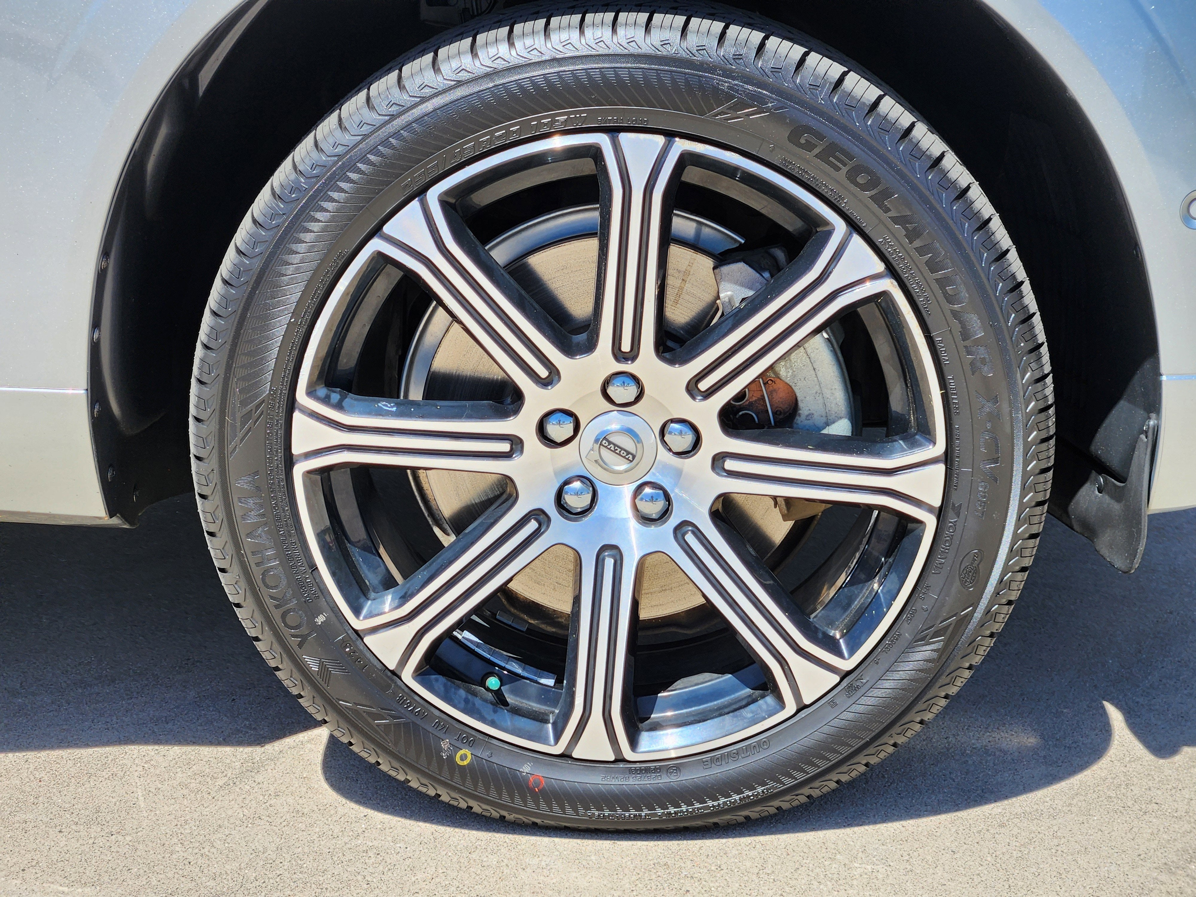 2018 Volvo XC60 Hybrid T8 Inscription