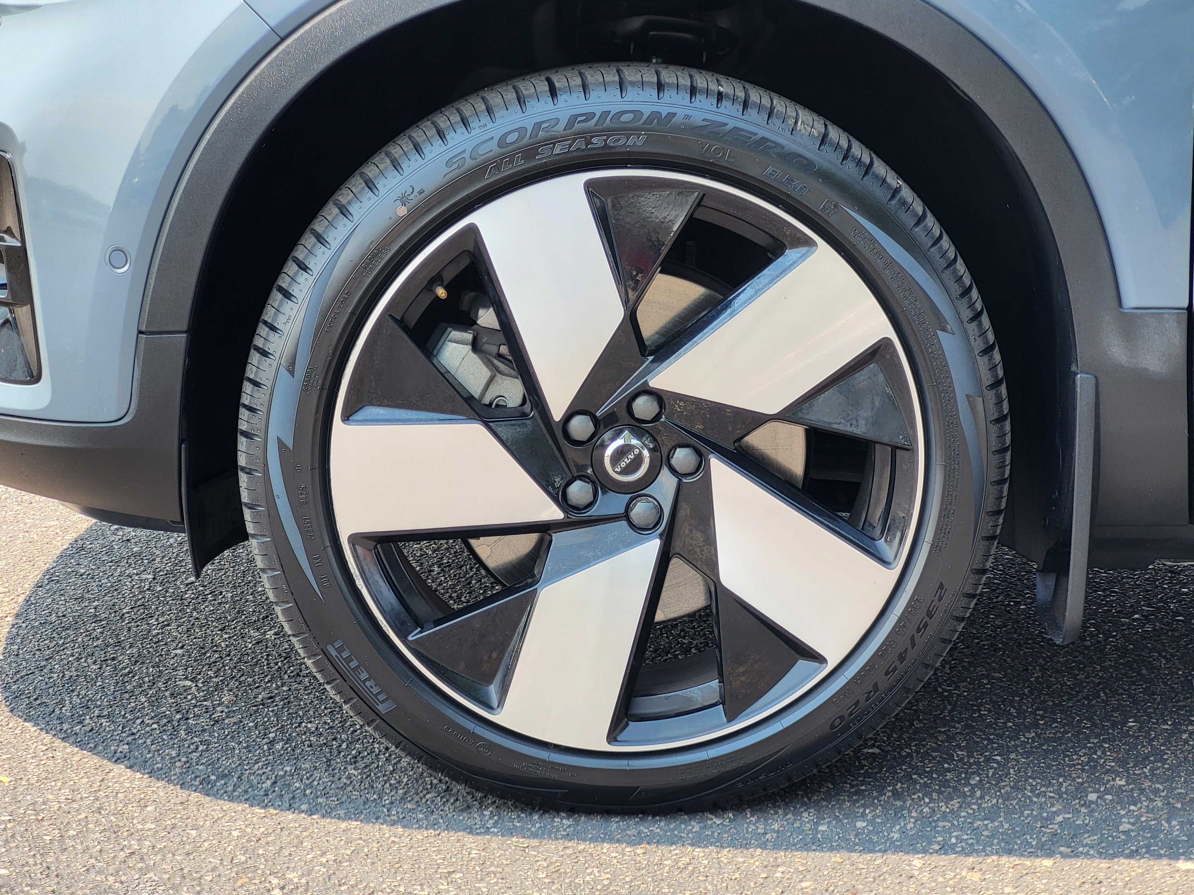2023 Volvo XC40 Recharge Pure Electric Ultimate
